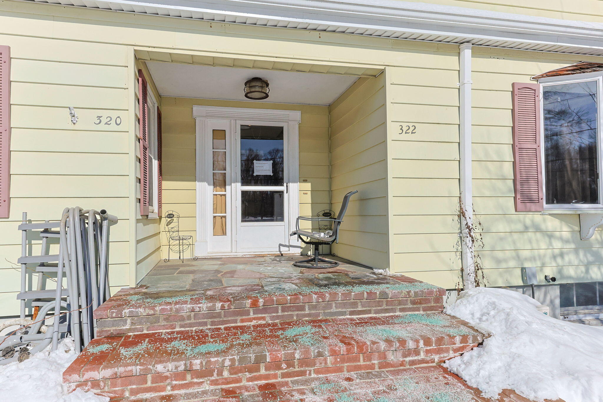 320-322 Old Bedford Road