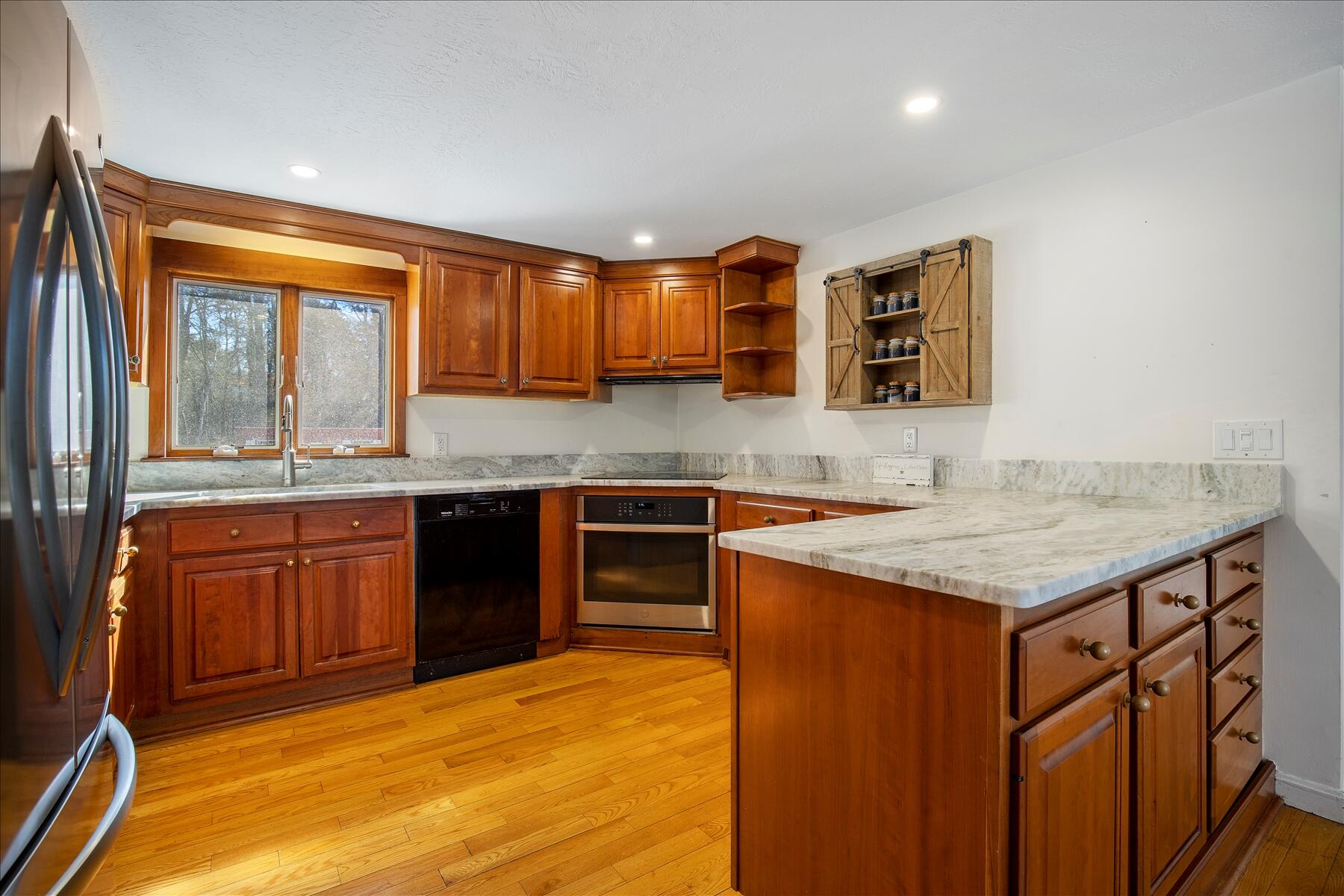 27 Cogswell Path