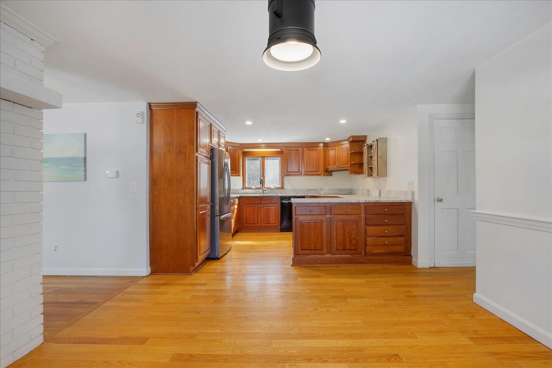 27 Cogswell Path