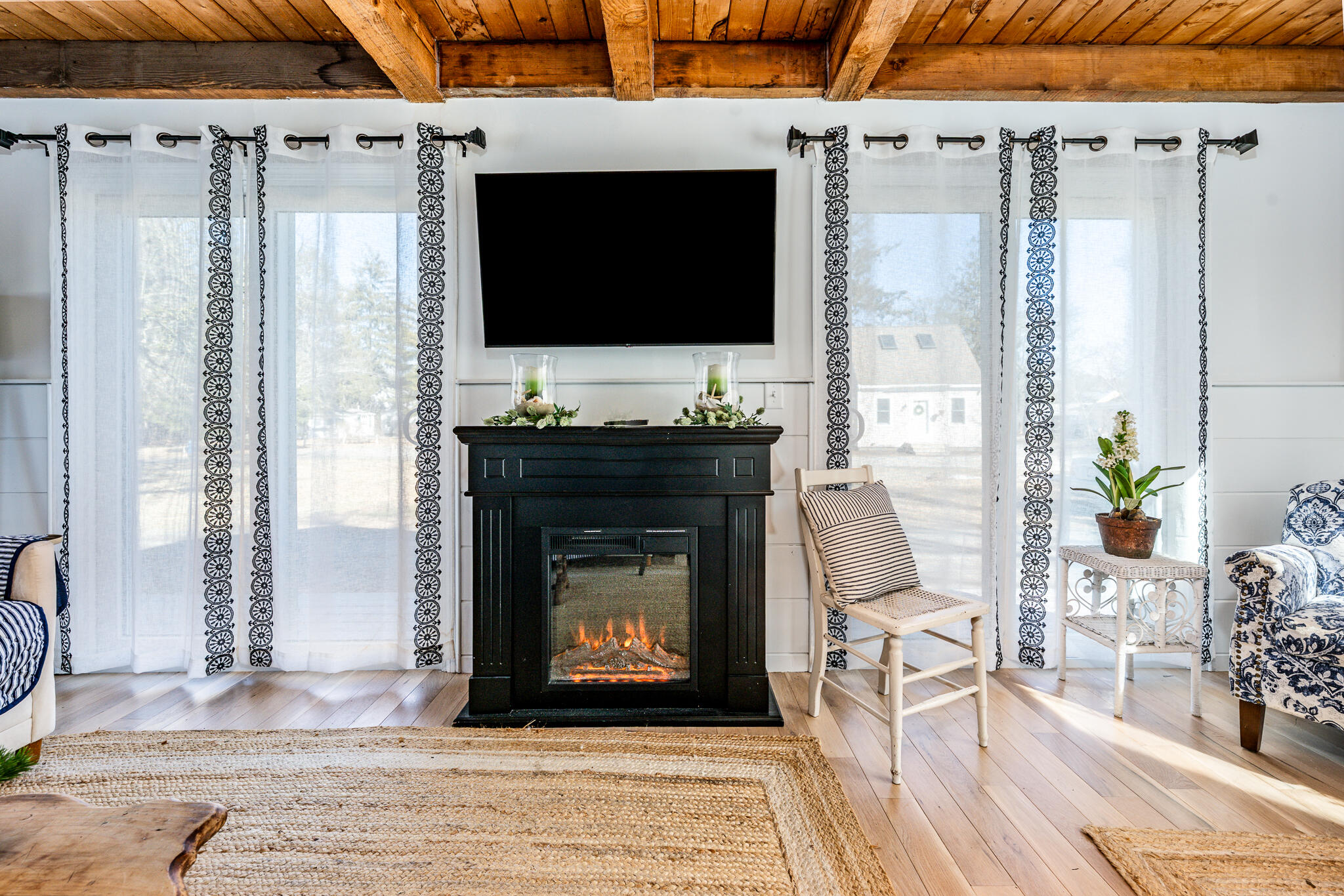 9 Bells Neck Road APT 10