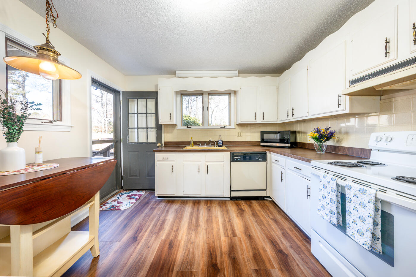 59 Route 6A Street UNIT 2 Unit: UNIT 9-2