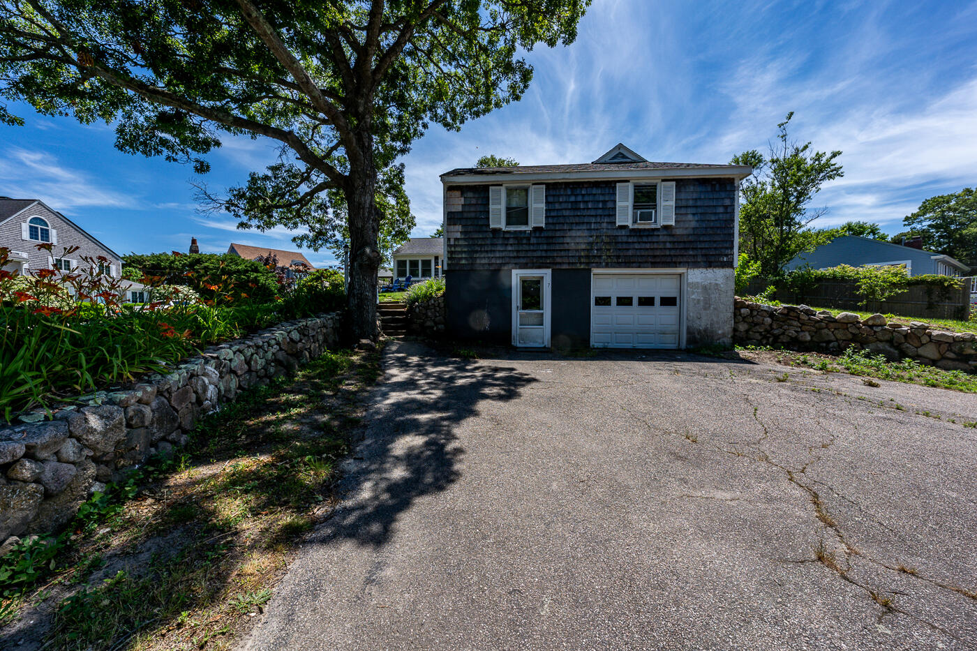 7 Bay Shore Road