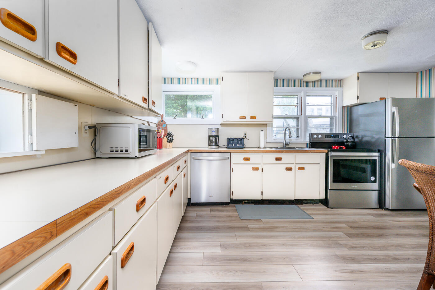 7 Bay Shore Road