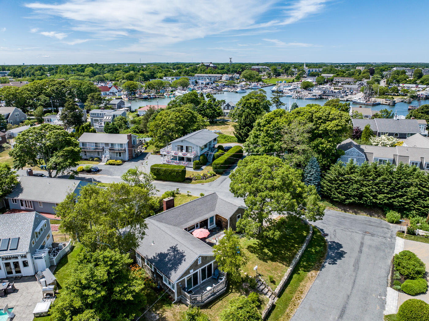 7 Bay Shore Road