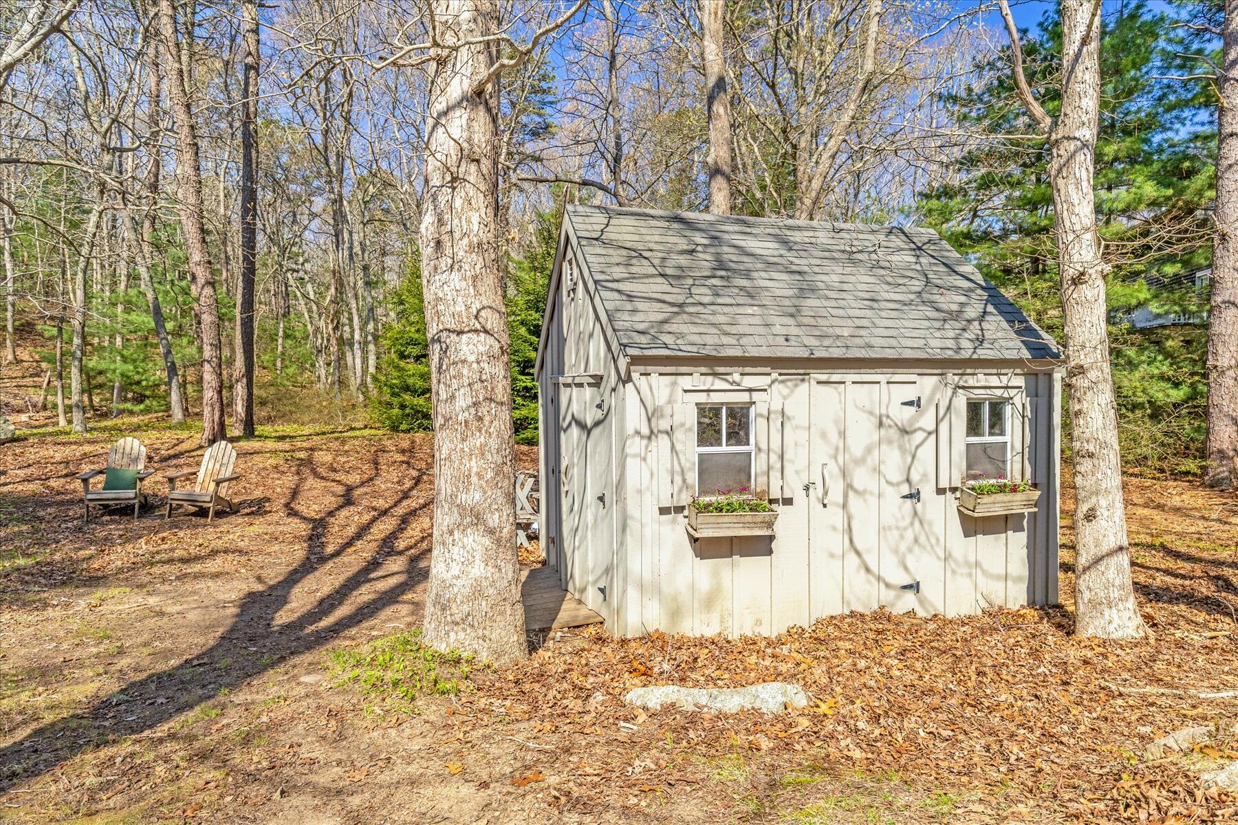 27 Old Toll Road