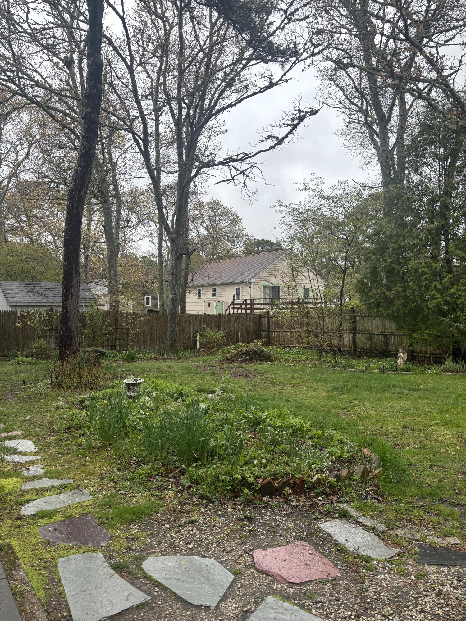 12 Ash Court