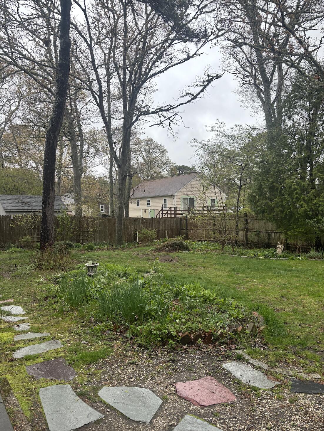 12 Ash Court