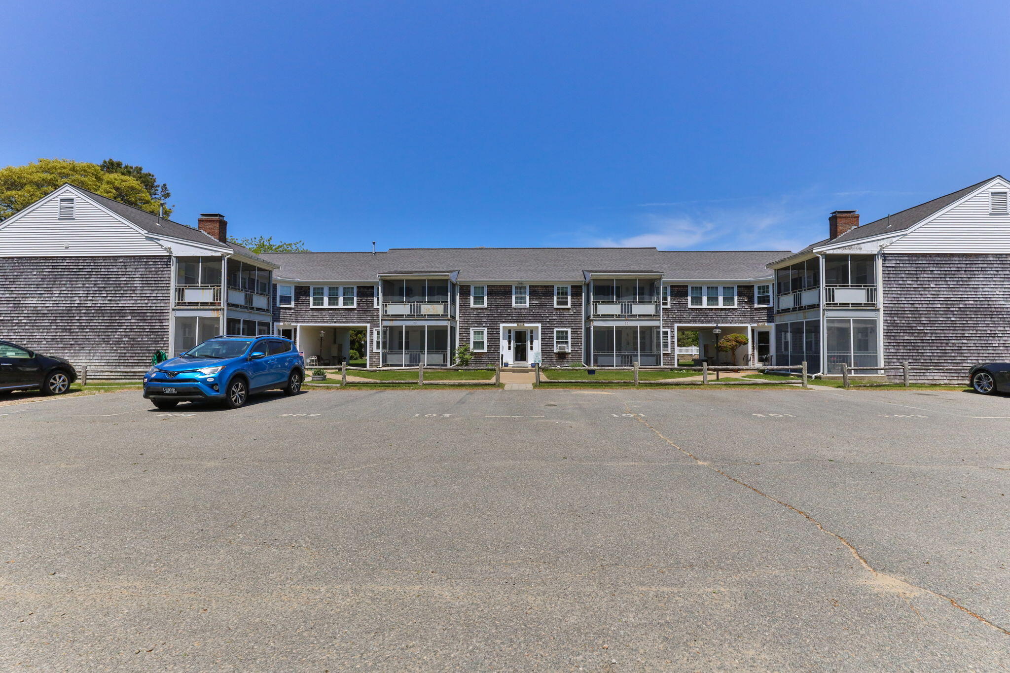 221 Upper County Road UNIT 106