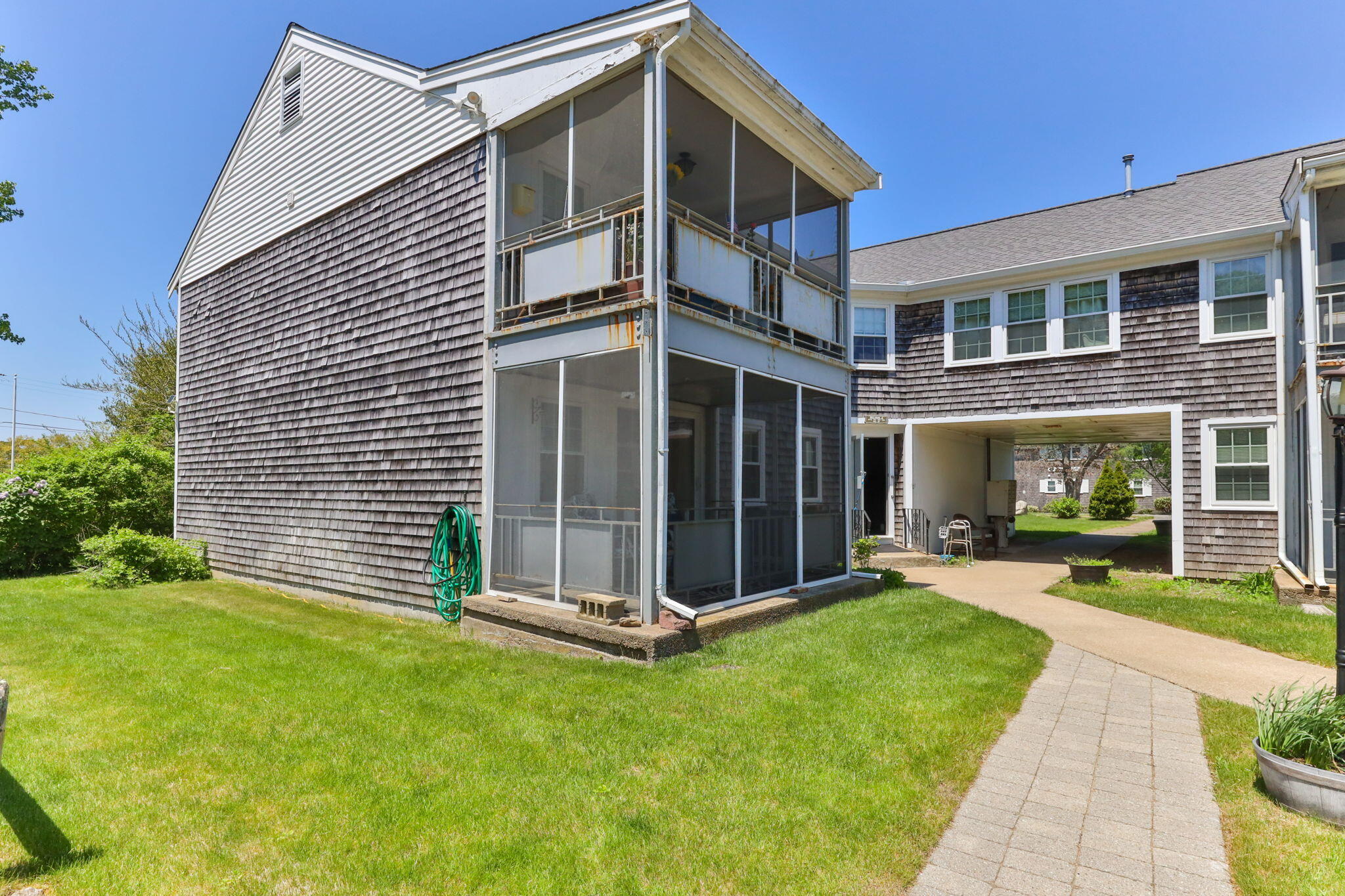 221 Upper County Road UNIT 106