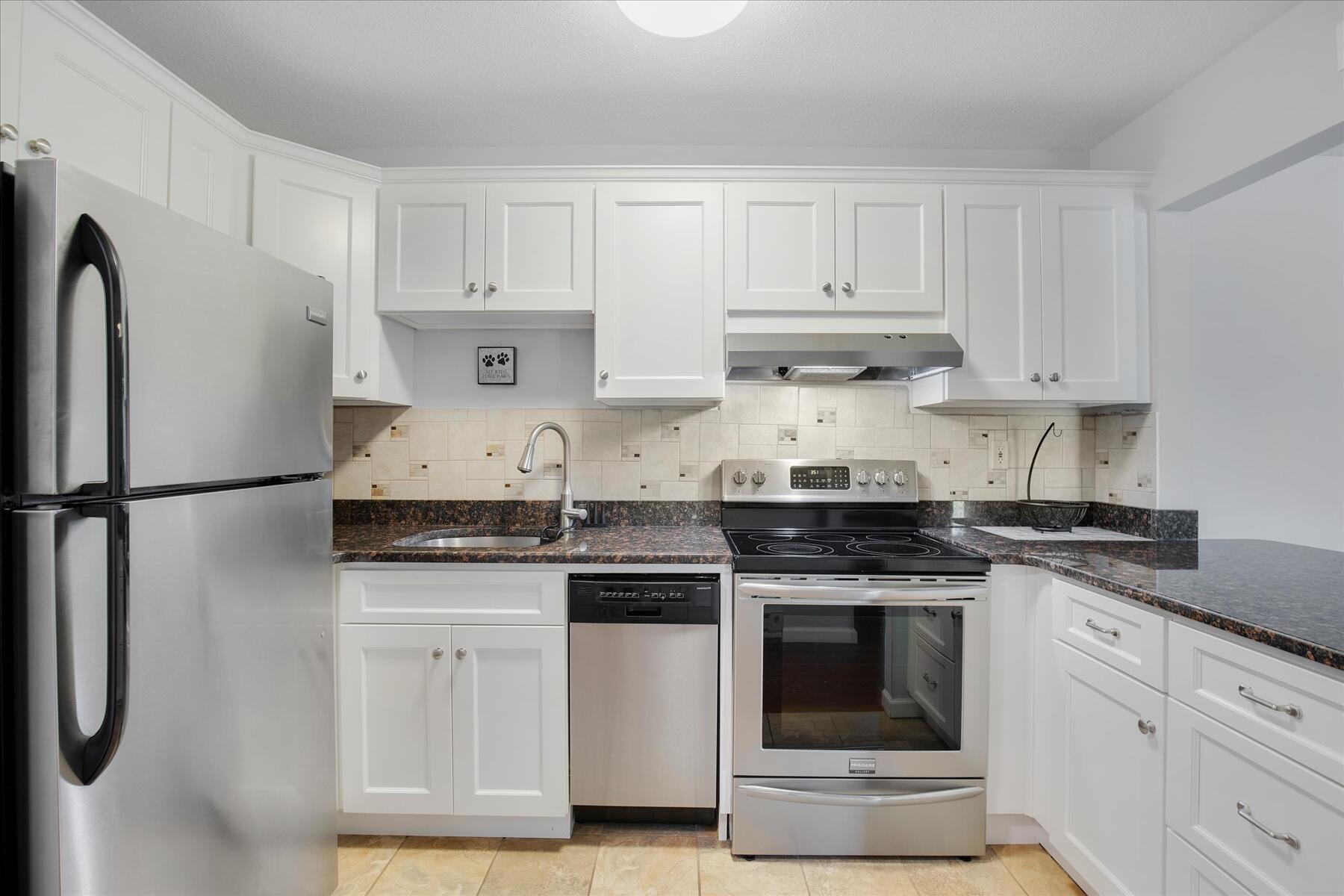 800 Bearses Way Unit: APT 1EB