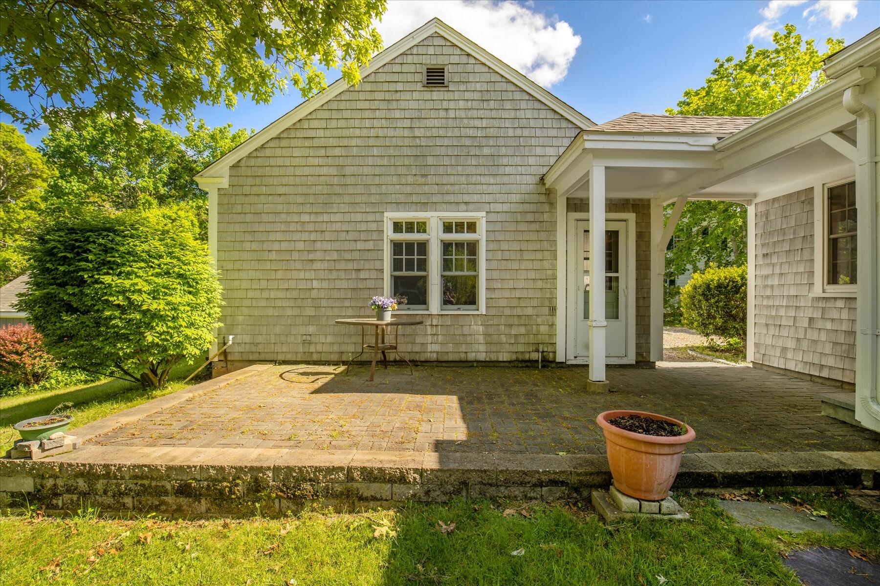 112 Fisk Street