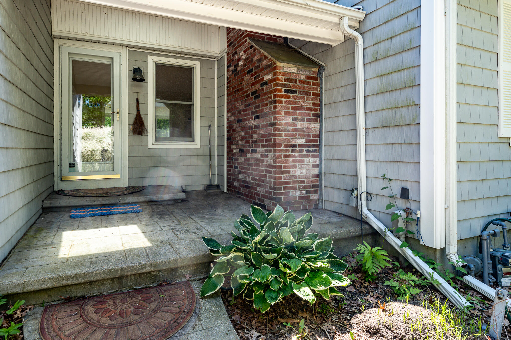 1529 Race Lane