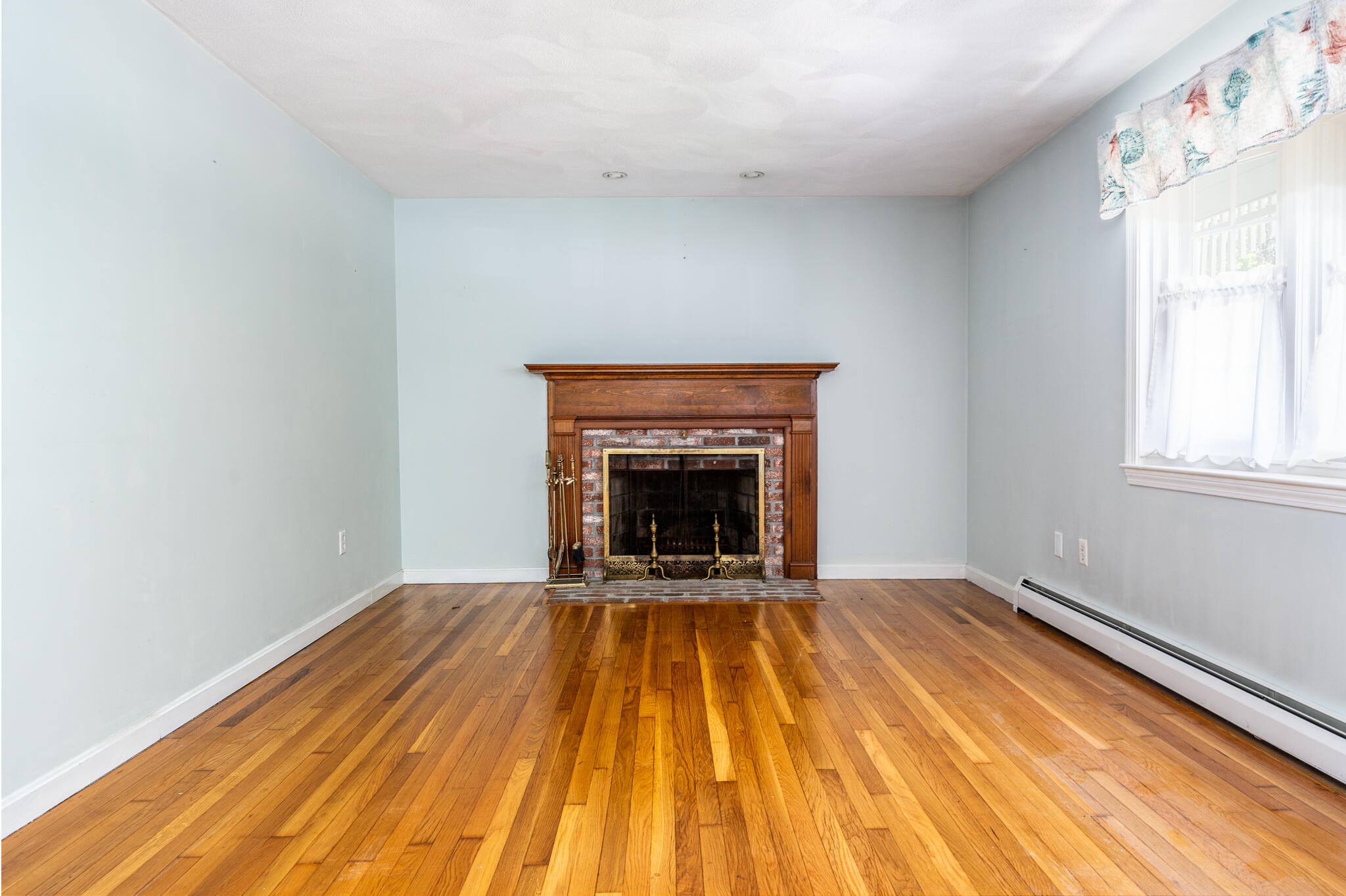 318 Airline Road