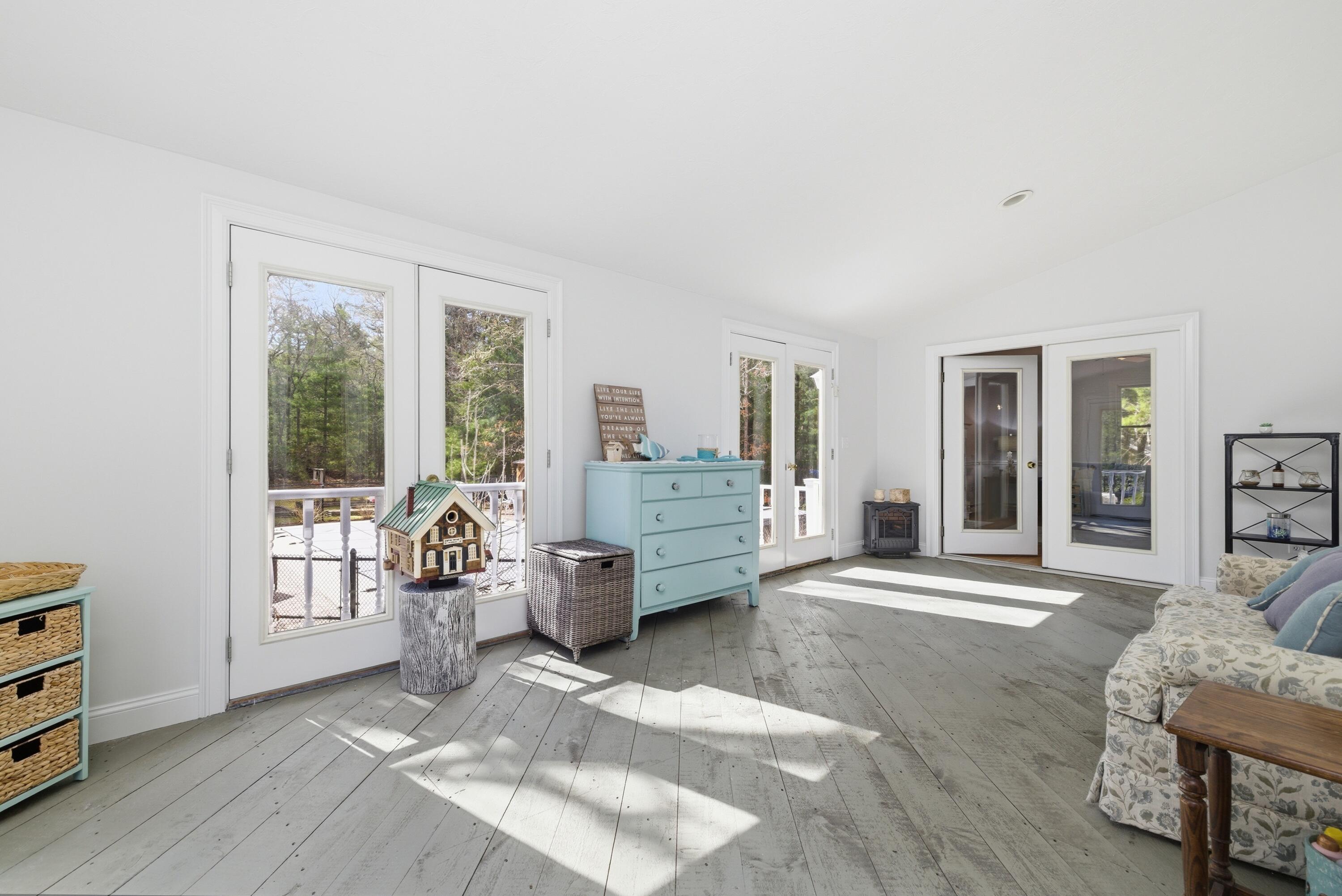 120 Degrass Road