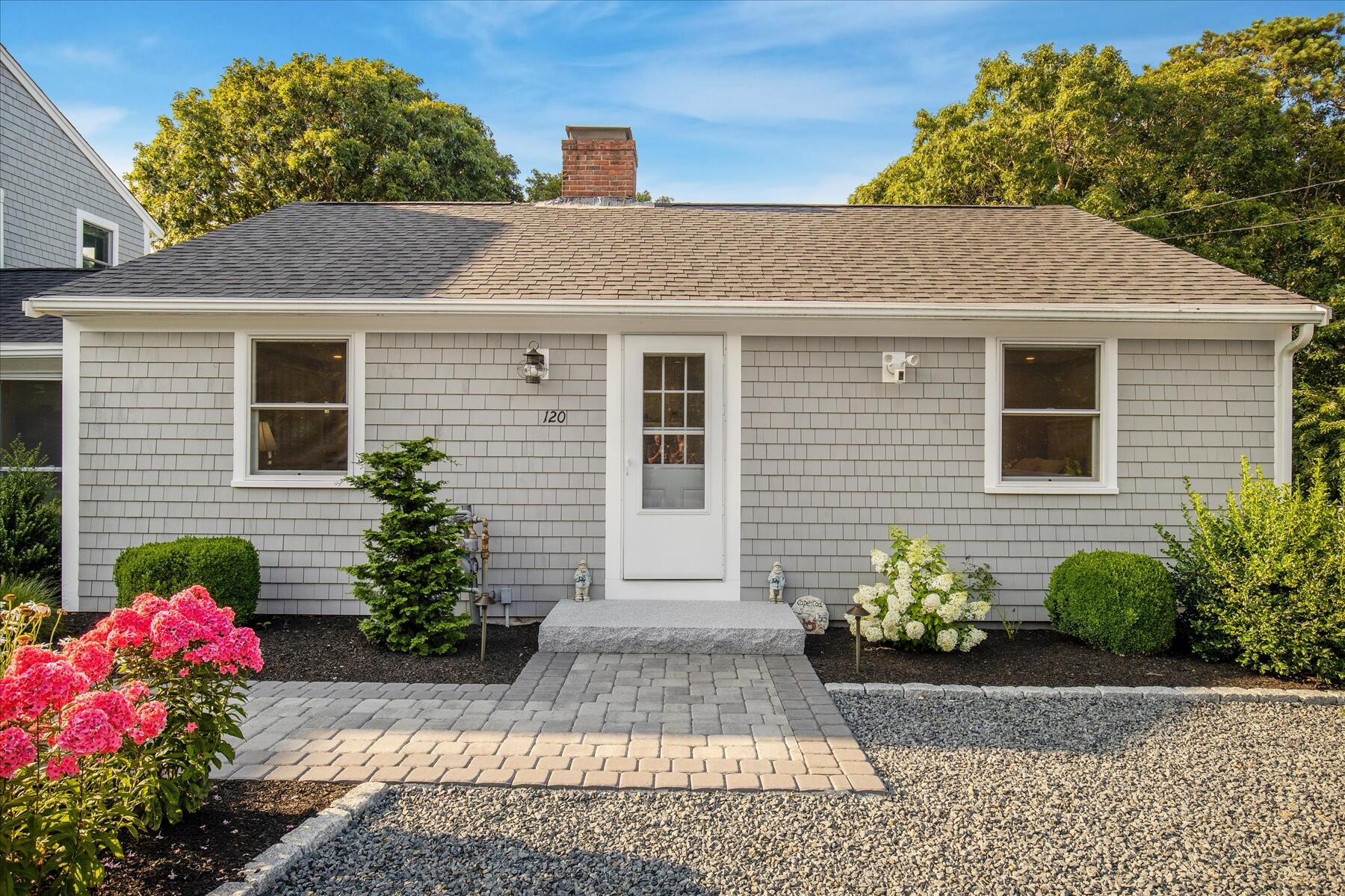 120 Maria Road