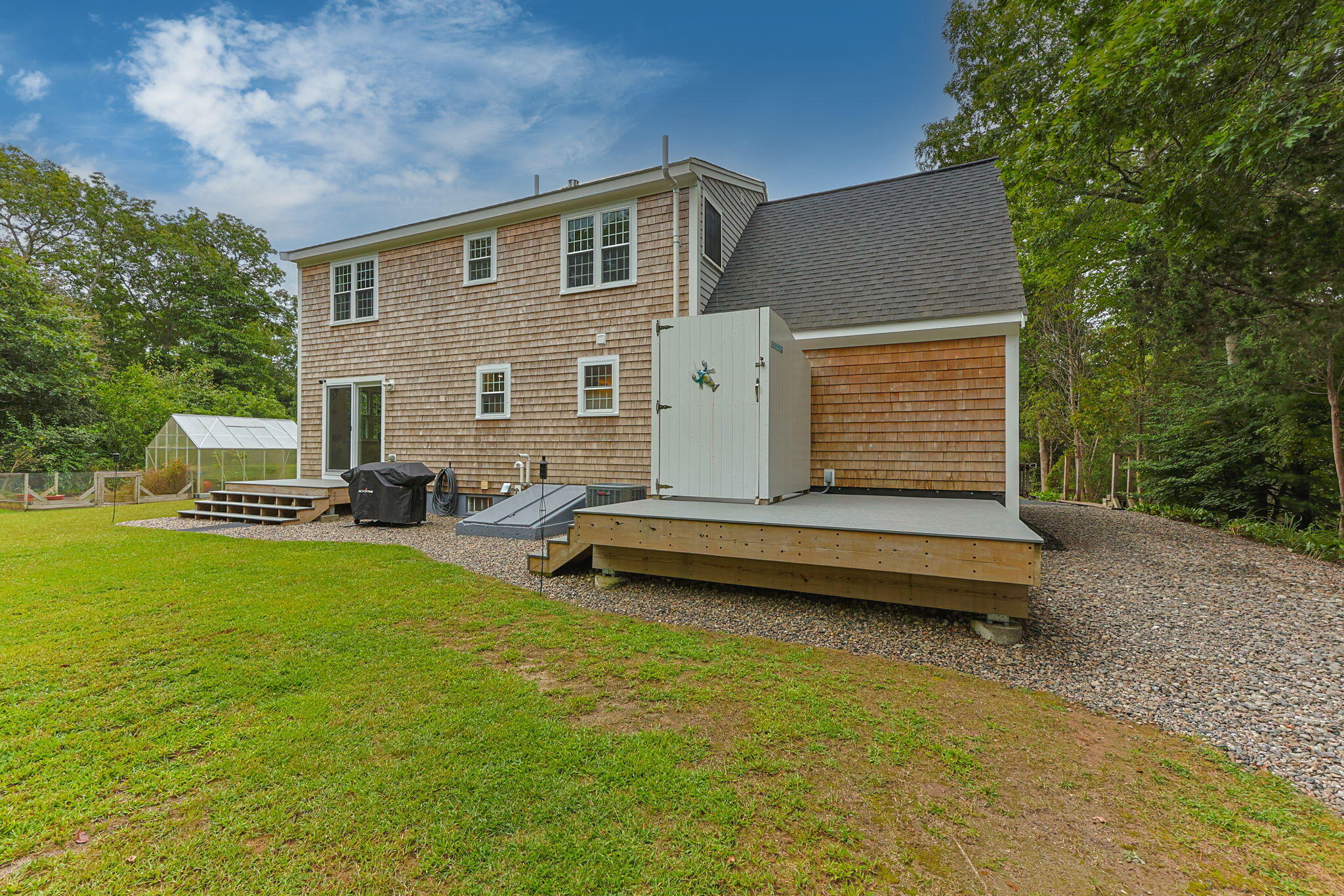 34 Commodore Lane