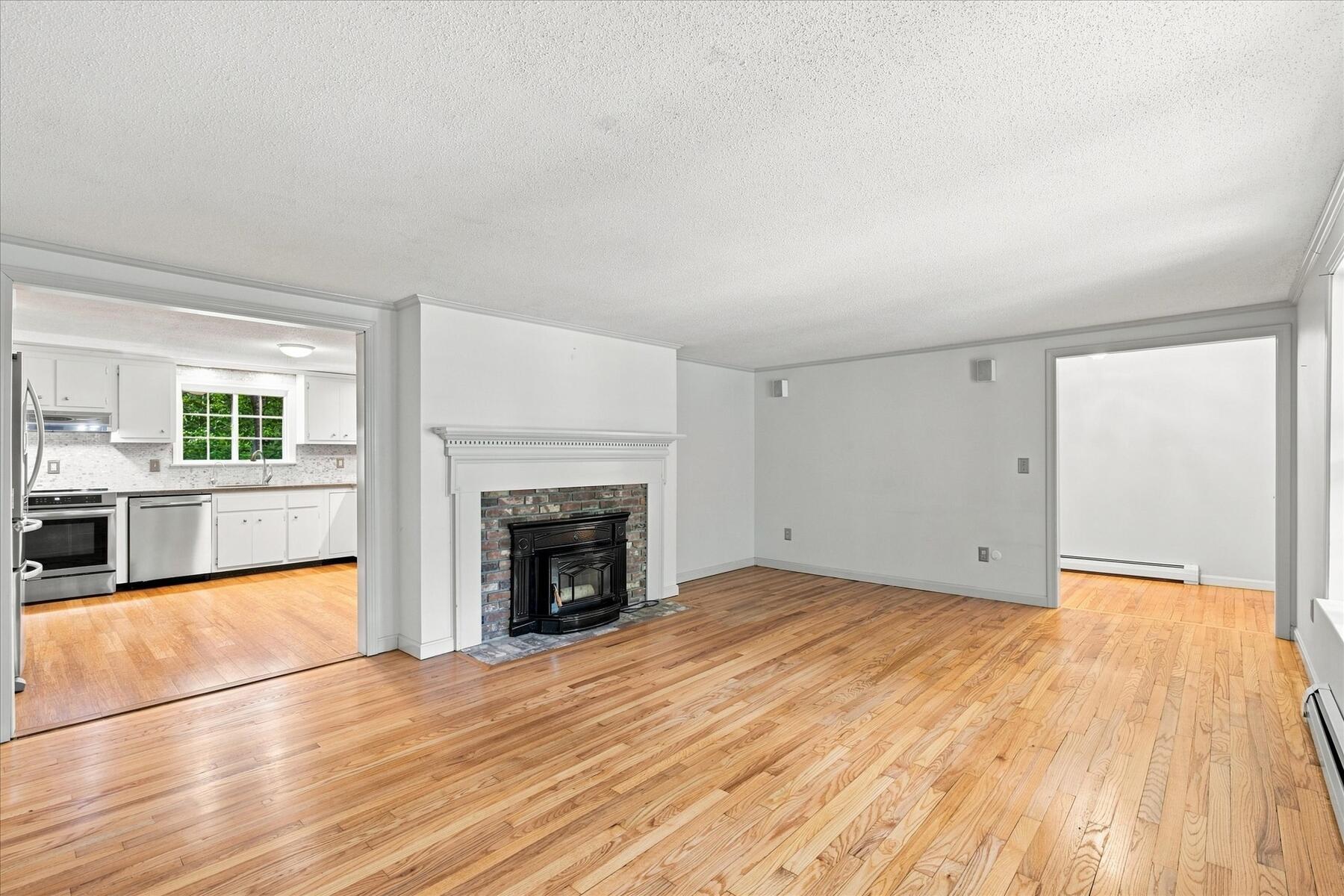 114 Carriage Lane