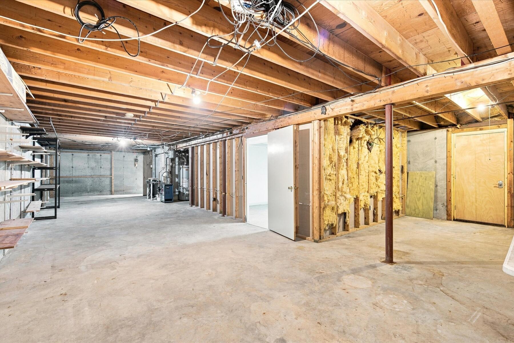 114 Carriage Lane
