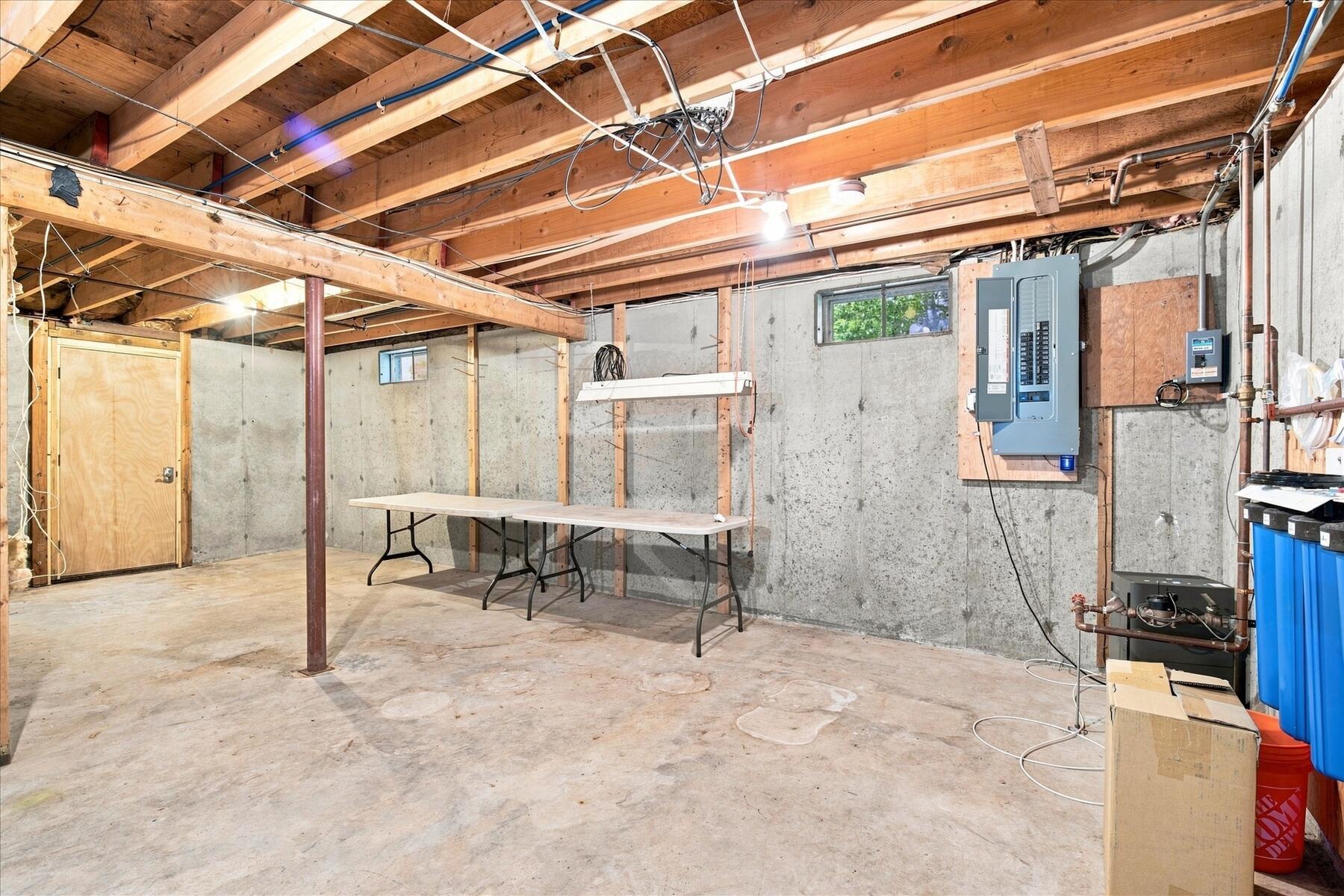114 Carriage Lane