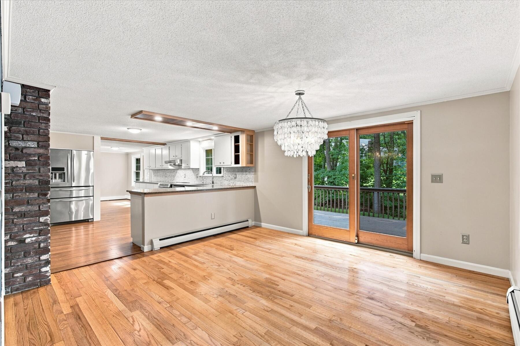 114 Carriage Lane
