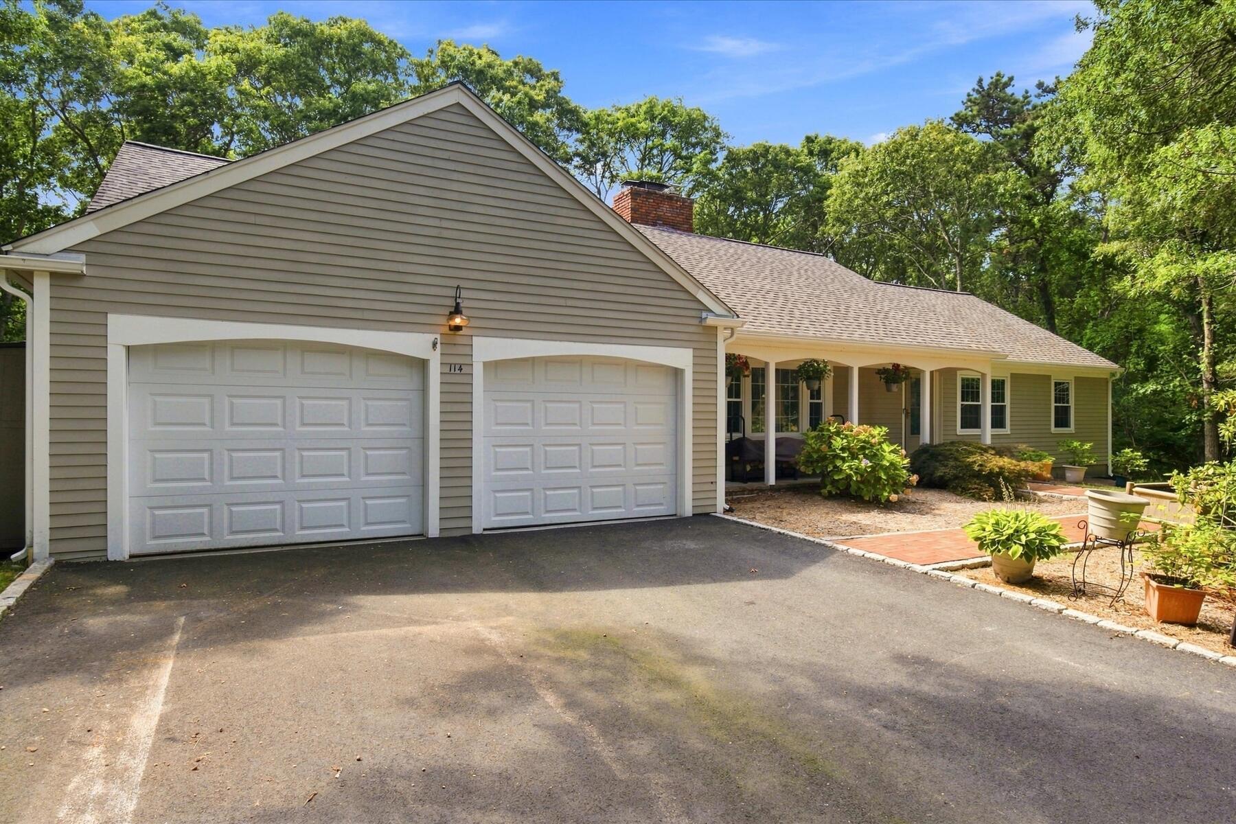 114 Carriage Lane Barnstable MA