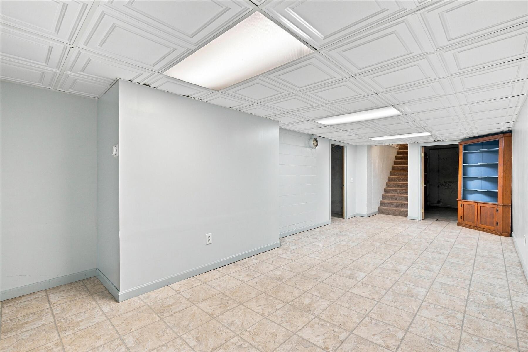 114 Carriage Lane