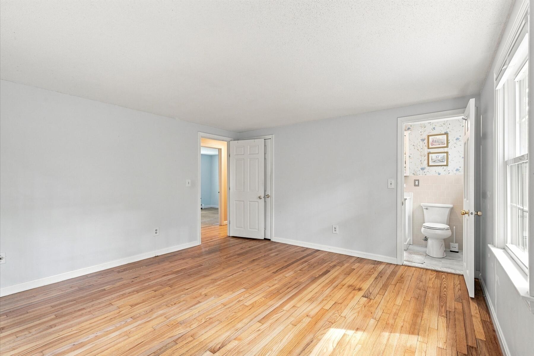 114 Carriage Lane