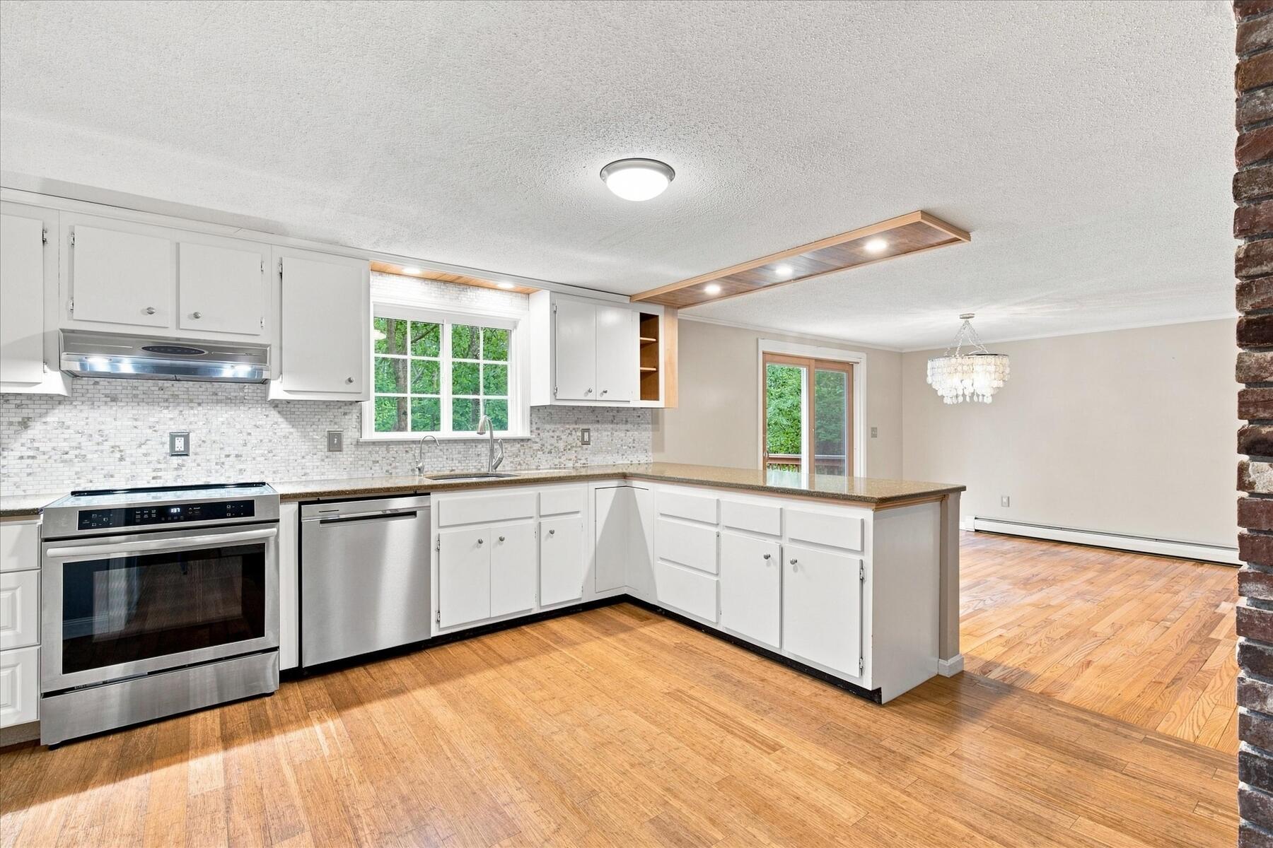 114 Carriage Lane