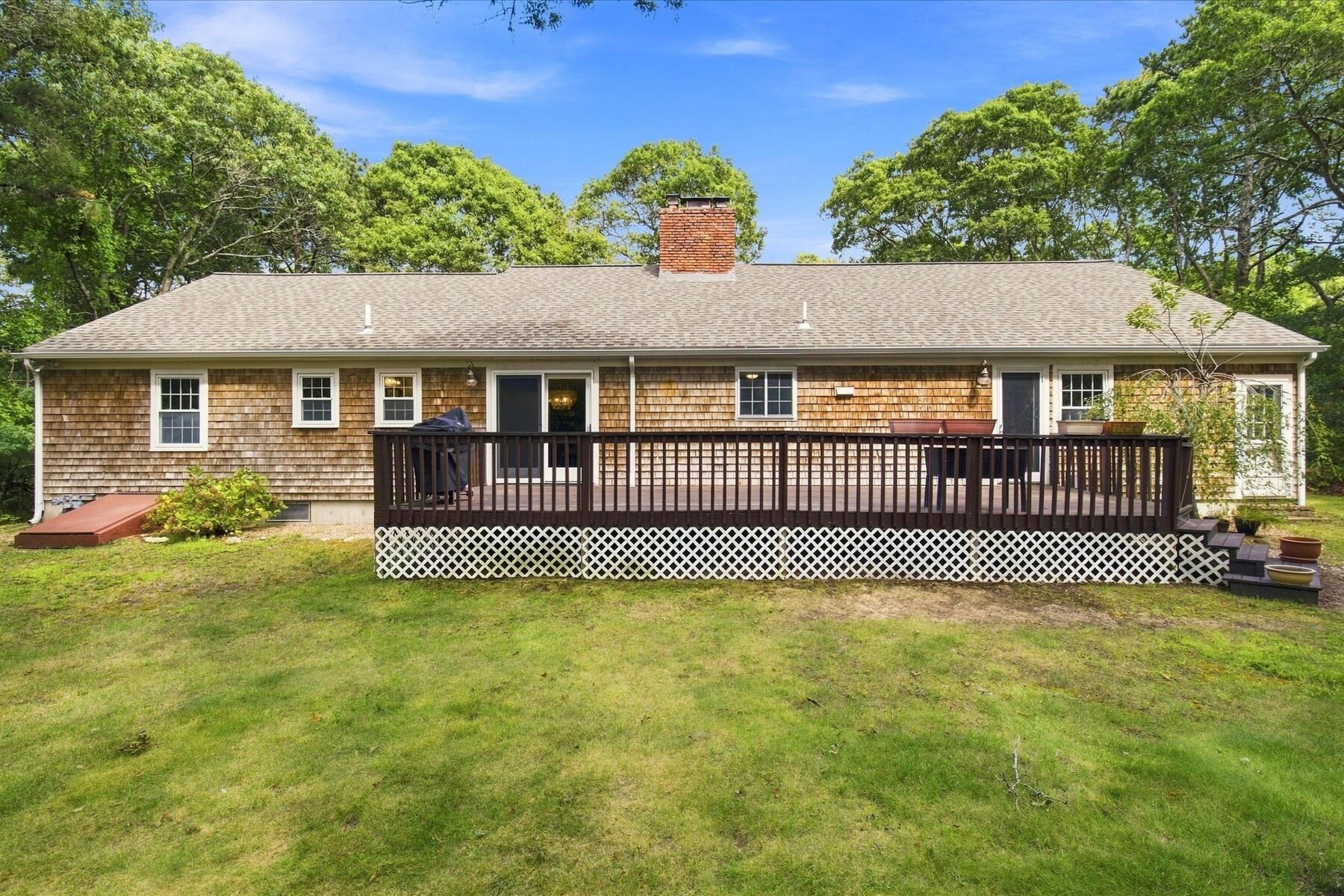 114 Carriage Lane