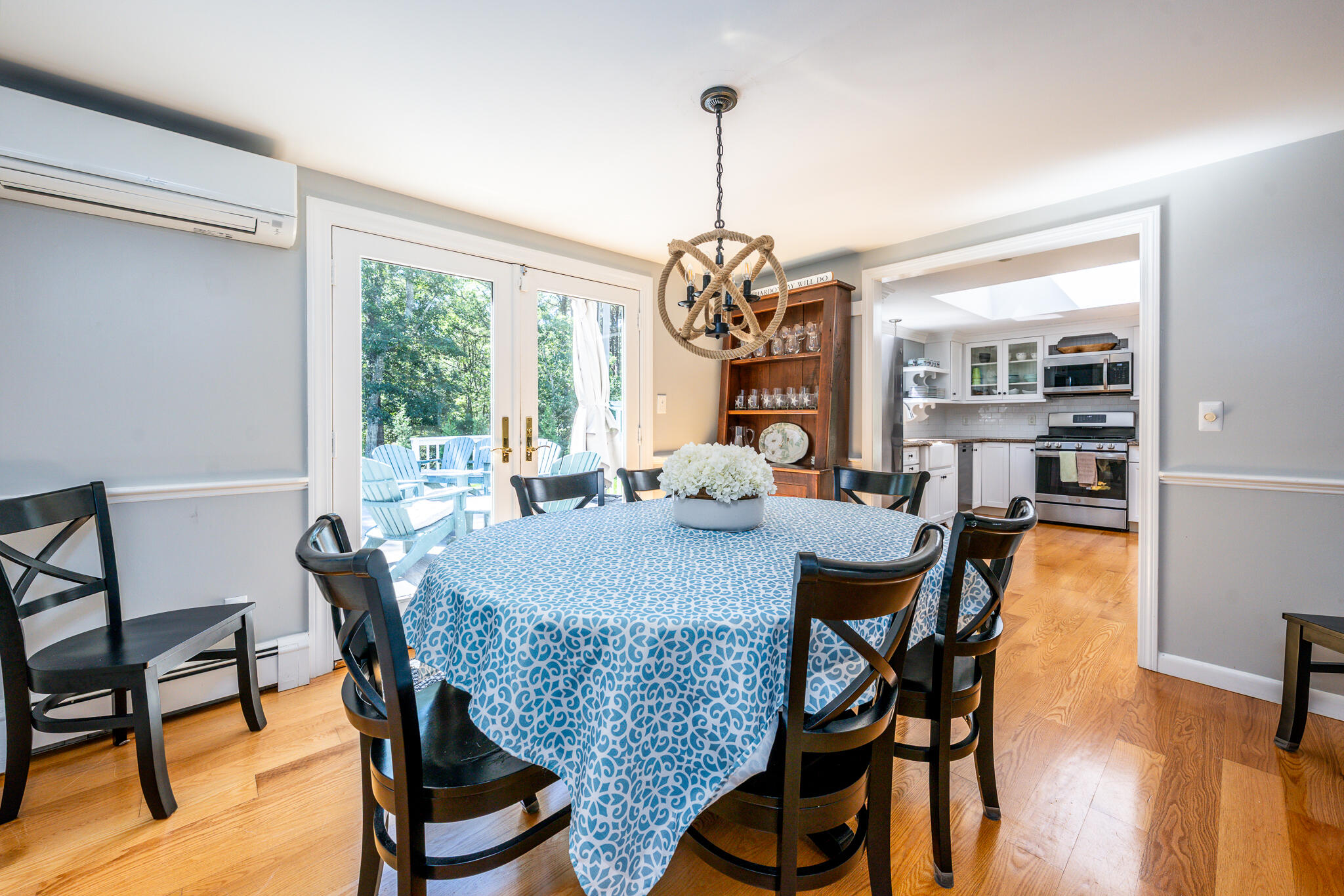 11 Captain Prestons Road