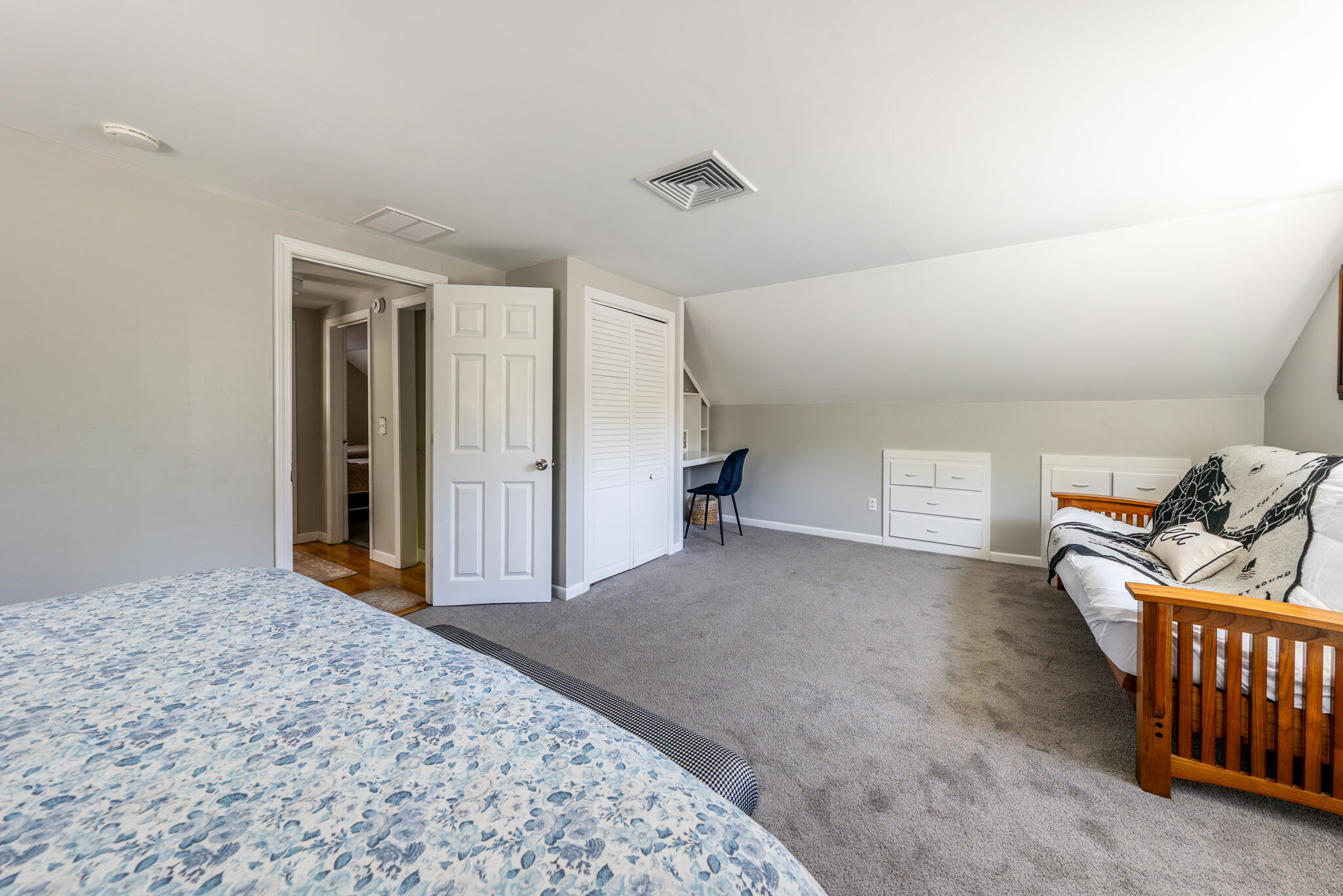 11 Captain Prestons Road
