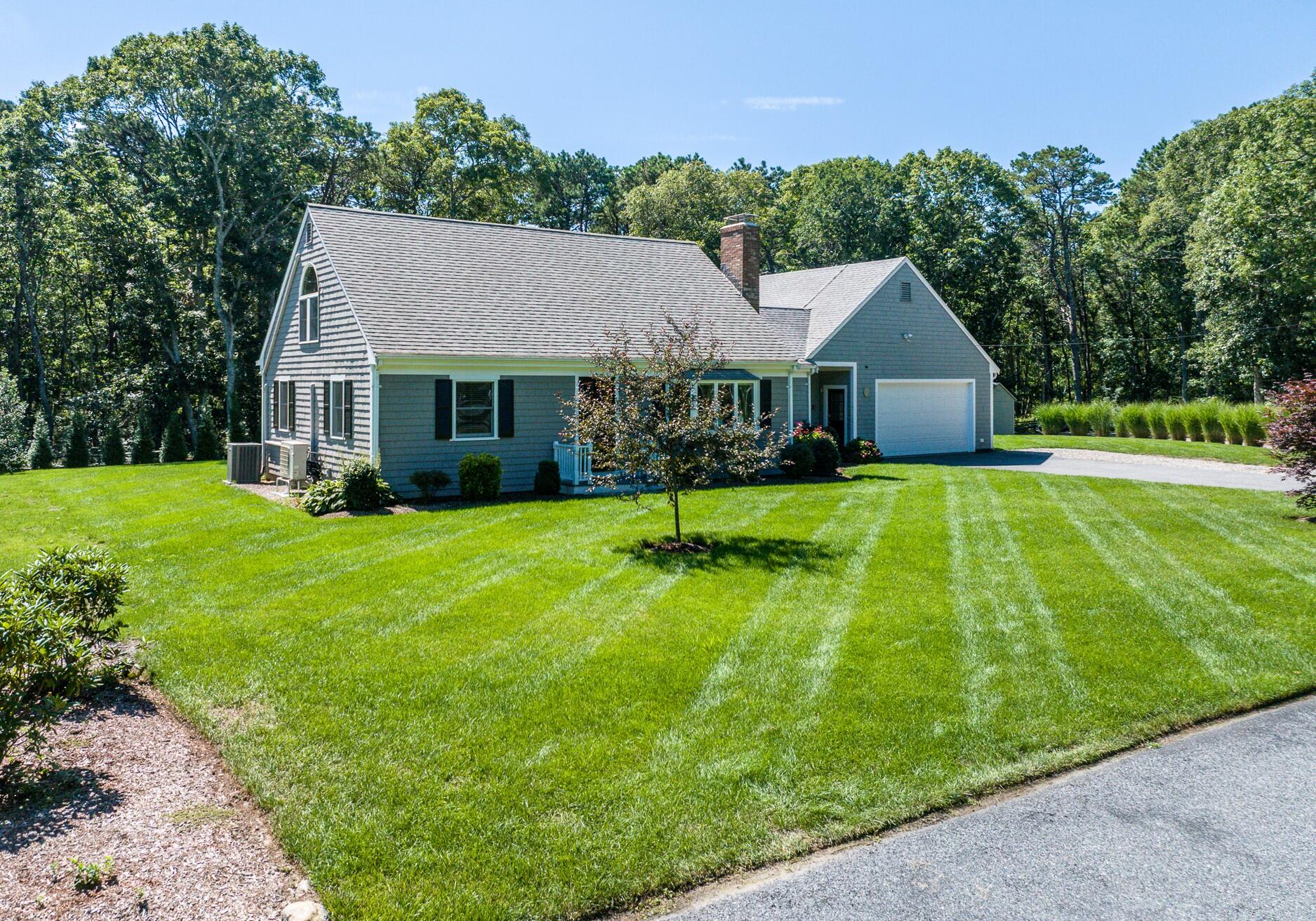 11 Captain Prestons Road