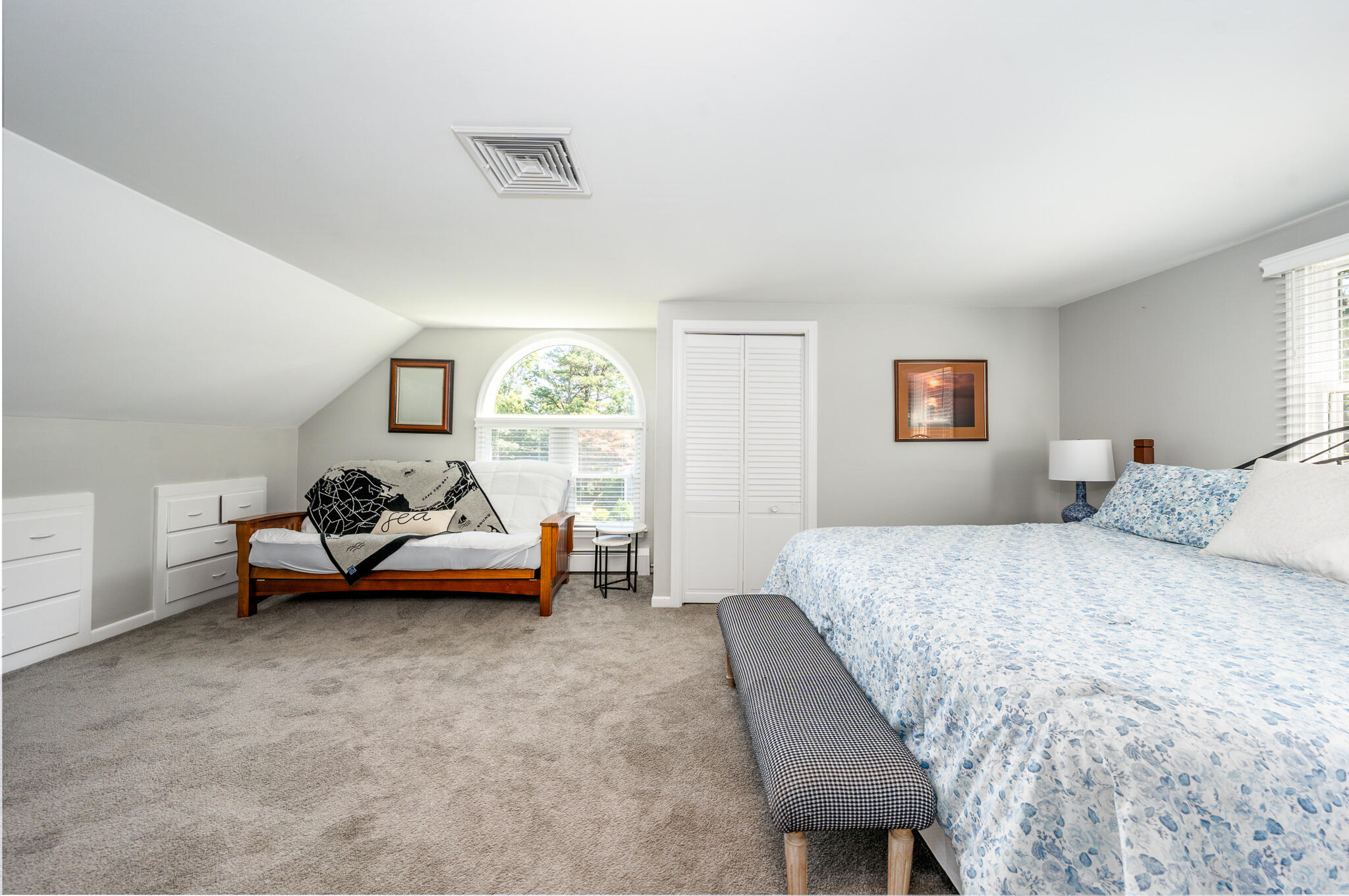 11 Captain Prestons Road