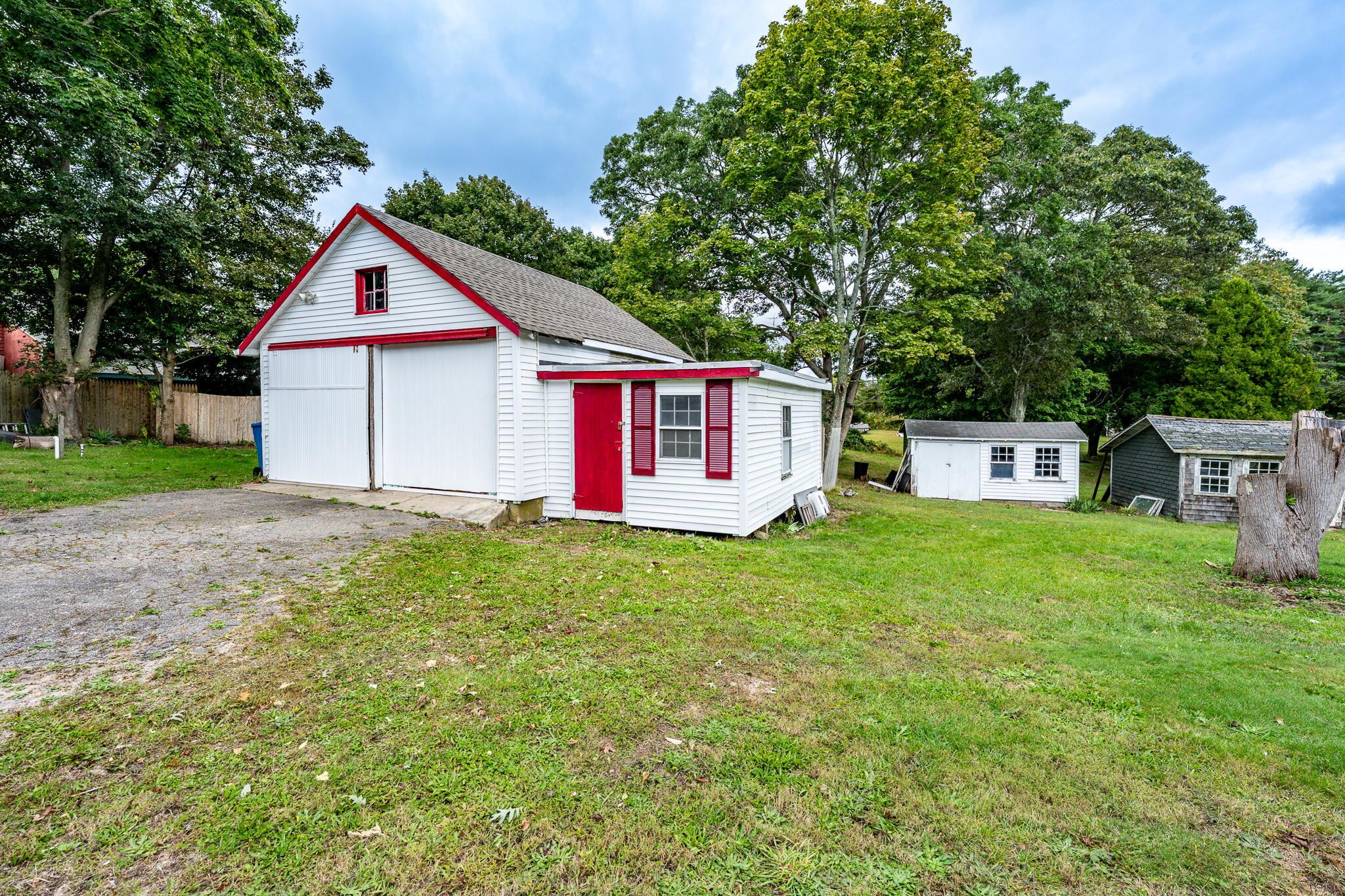 562 Waquoit Highway