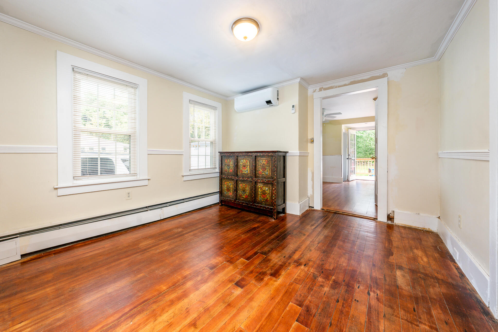 562 Waquoit Highway