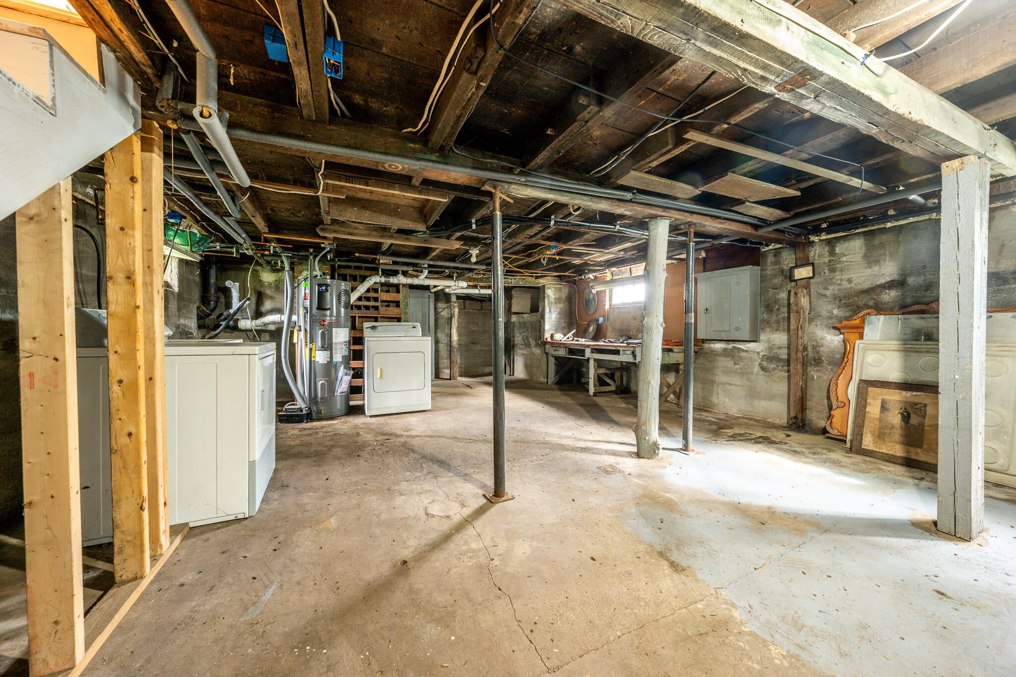 562 Waquoit Highway