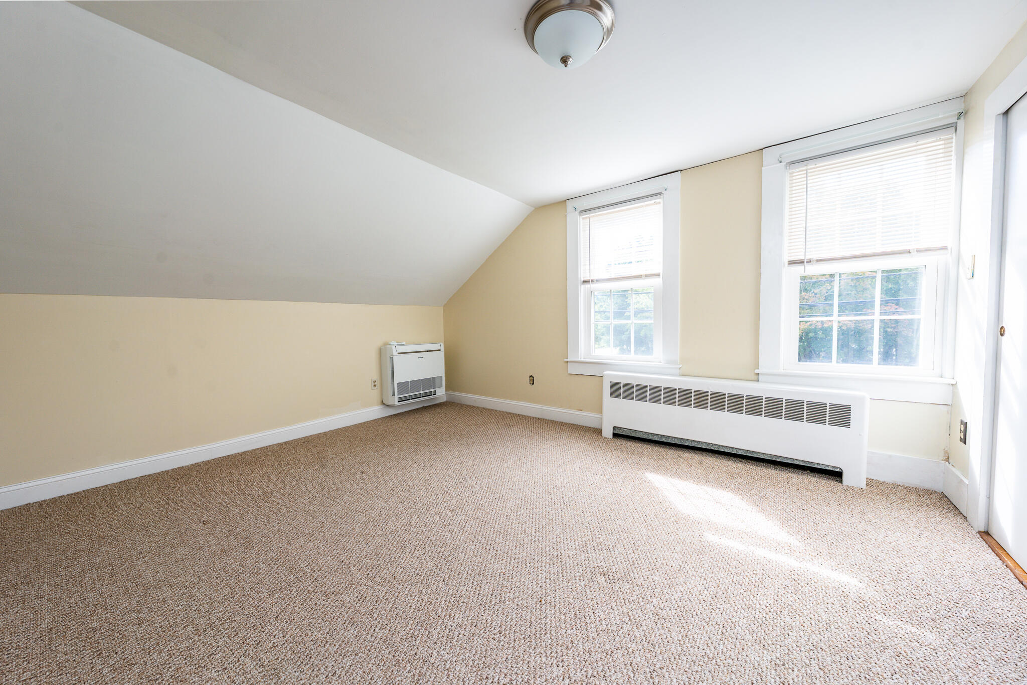 562 Waquoit Highway