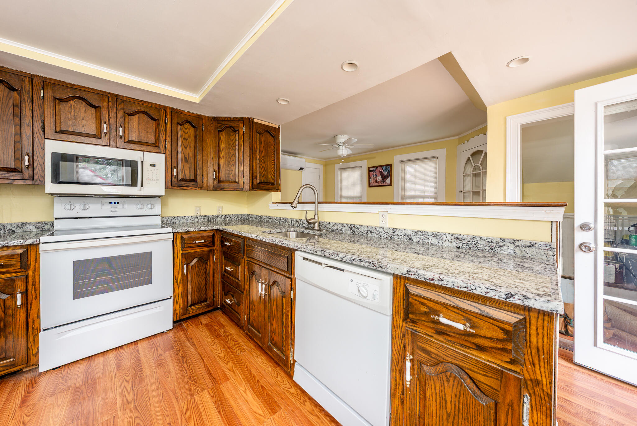 562 Waquoit Highway