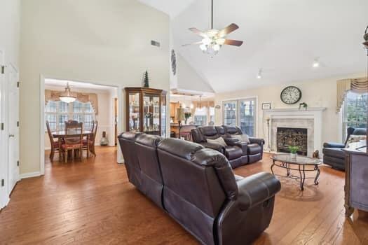 4041 Glenside Lane