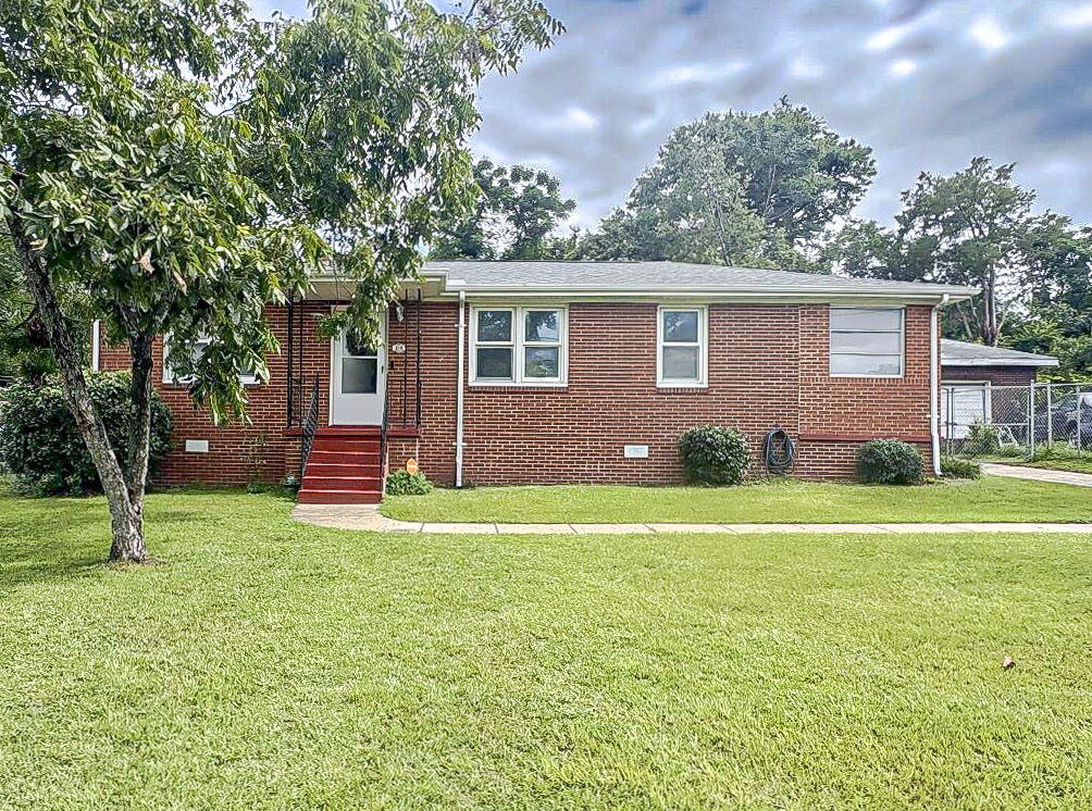 1018 Skyview Drive
