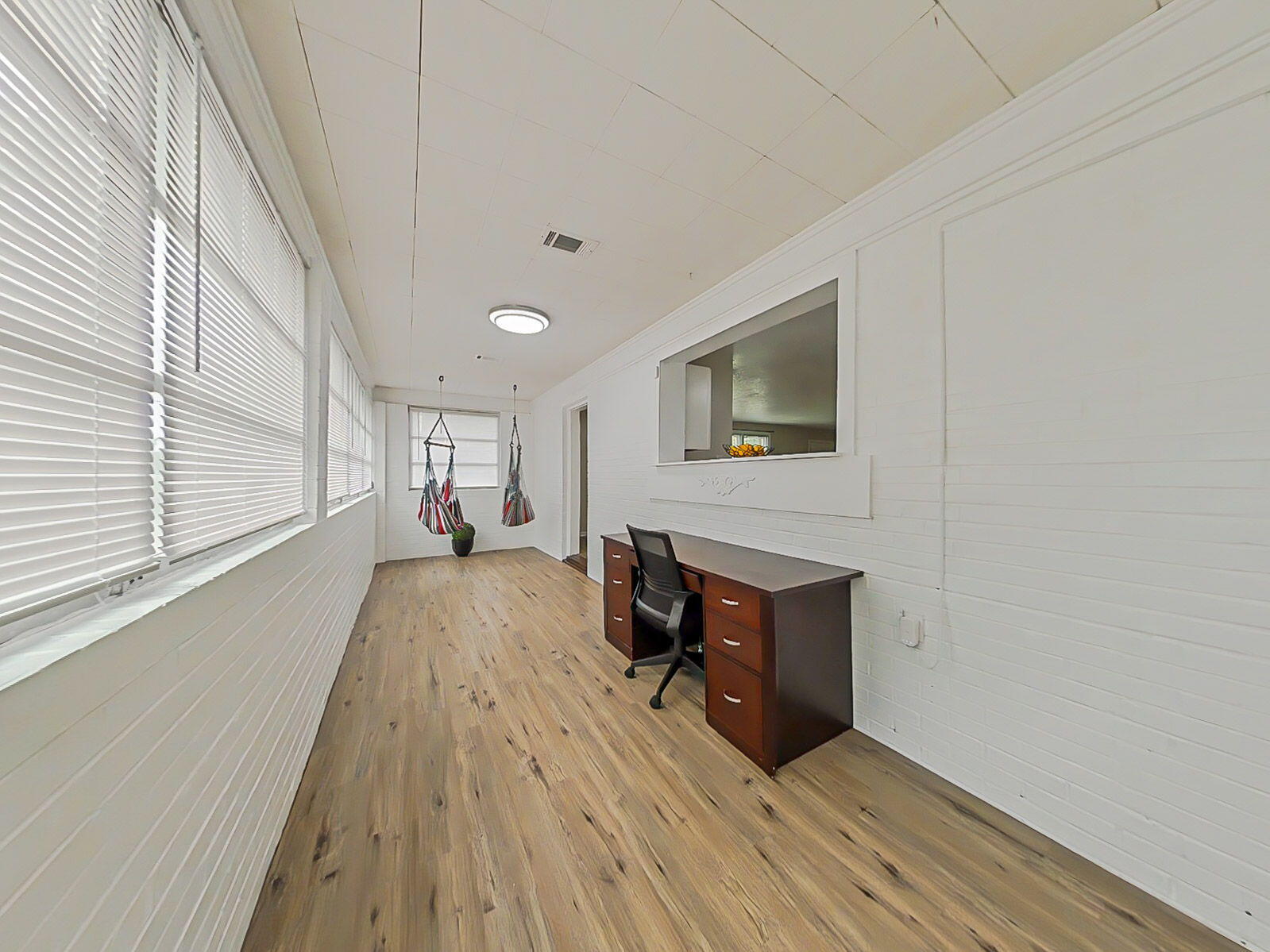1018 Skyview Drive