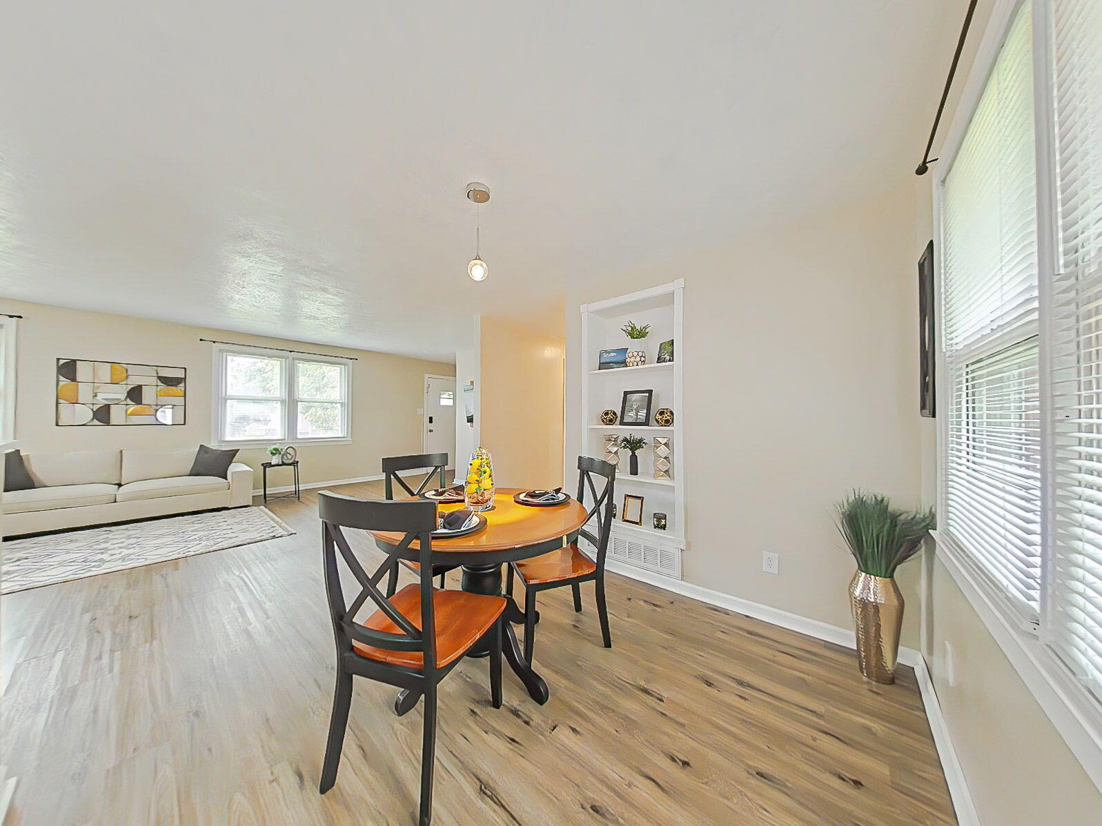 1018 Skyview Drive