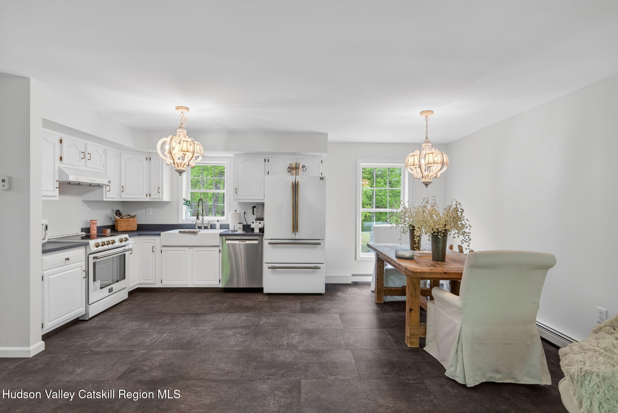 1471 Ny-28a