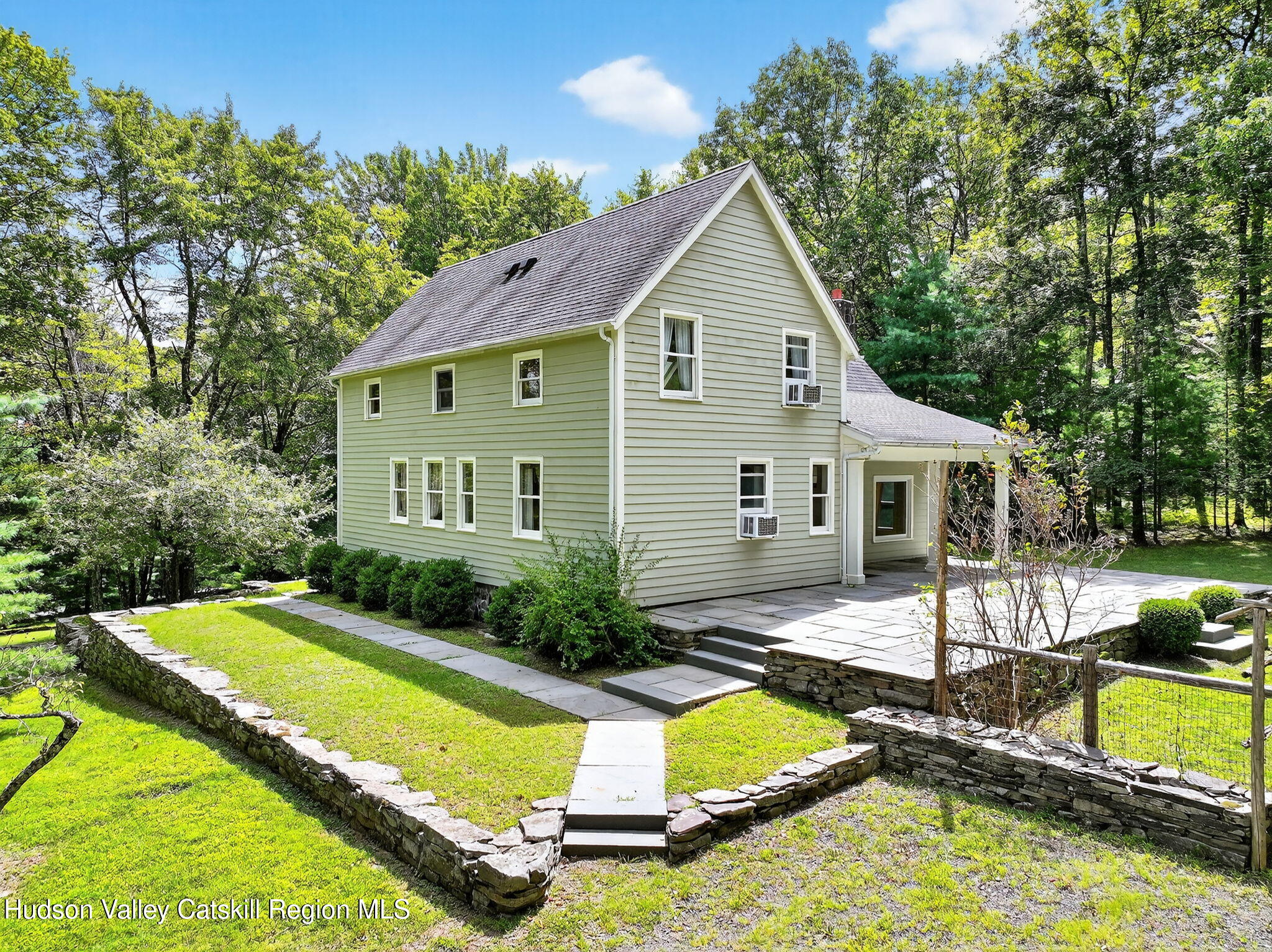 197-199 Chestnut Hill Road