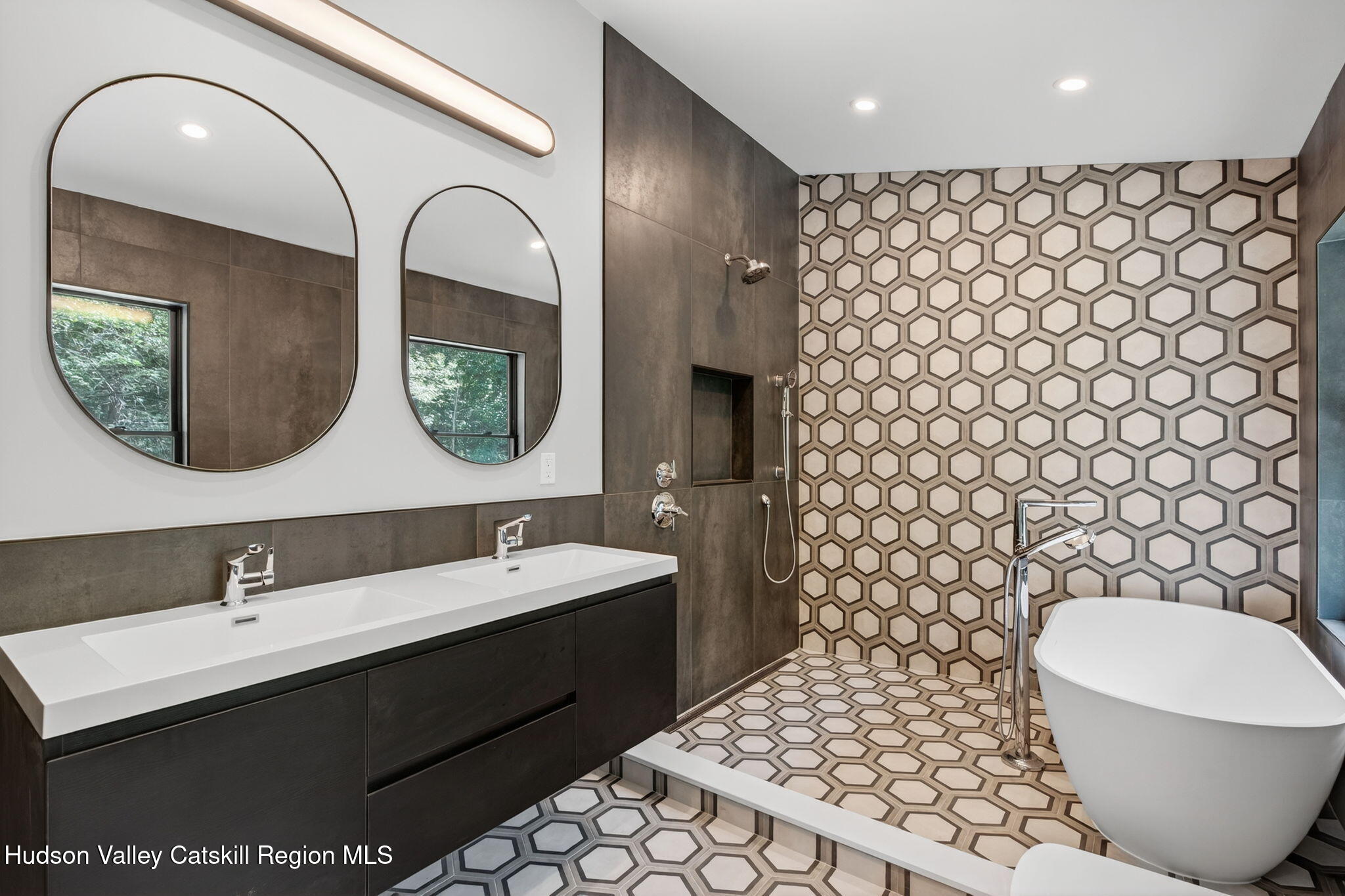 178 Chestnut Hill Road