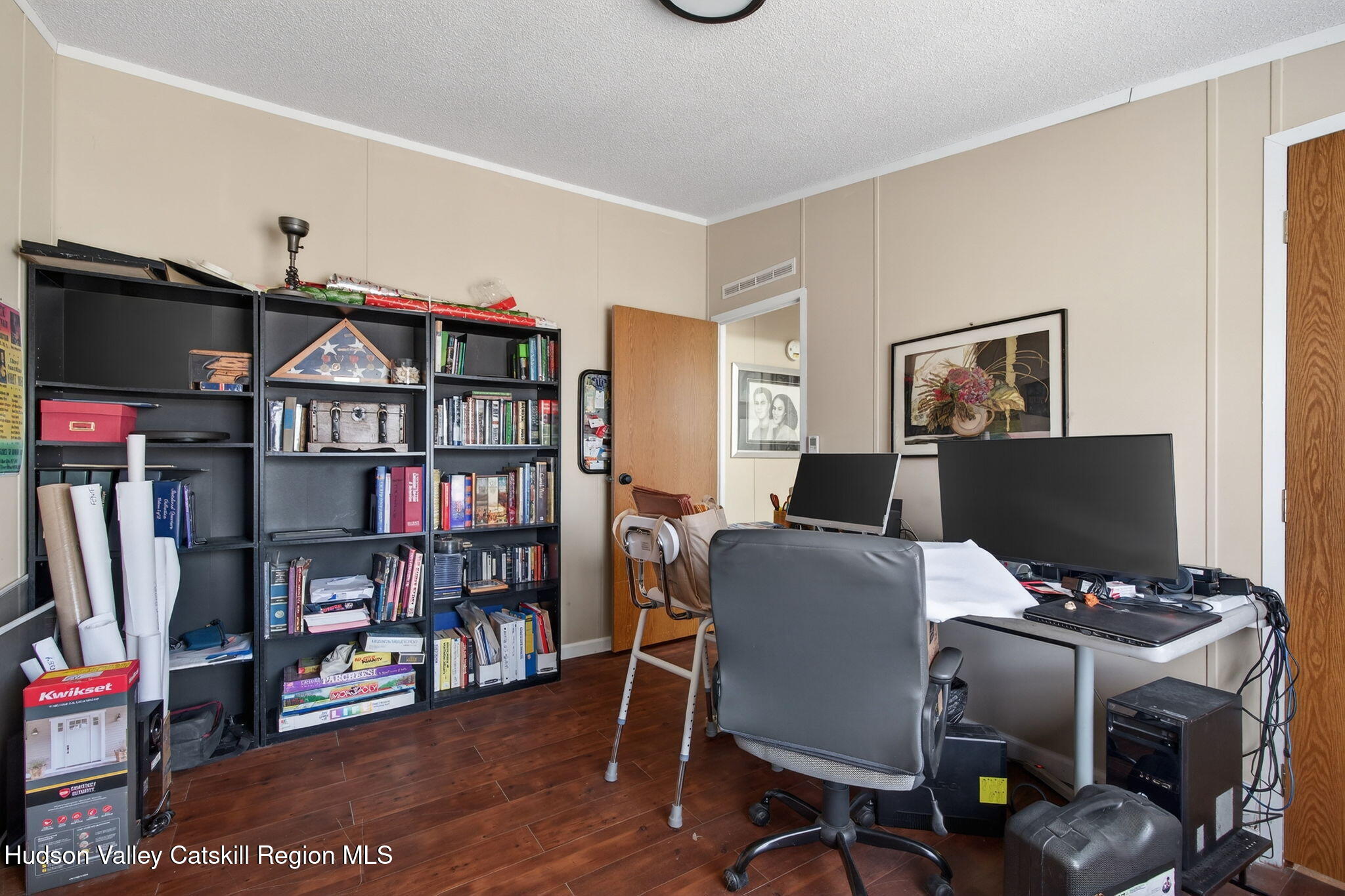 310 Silver Spur Road W