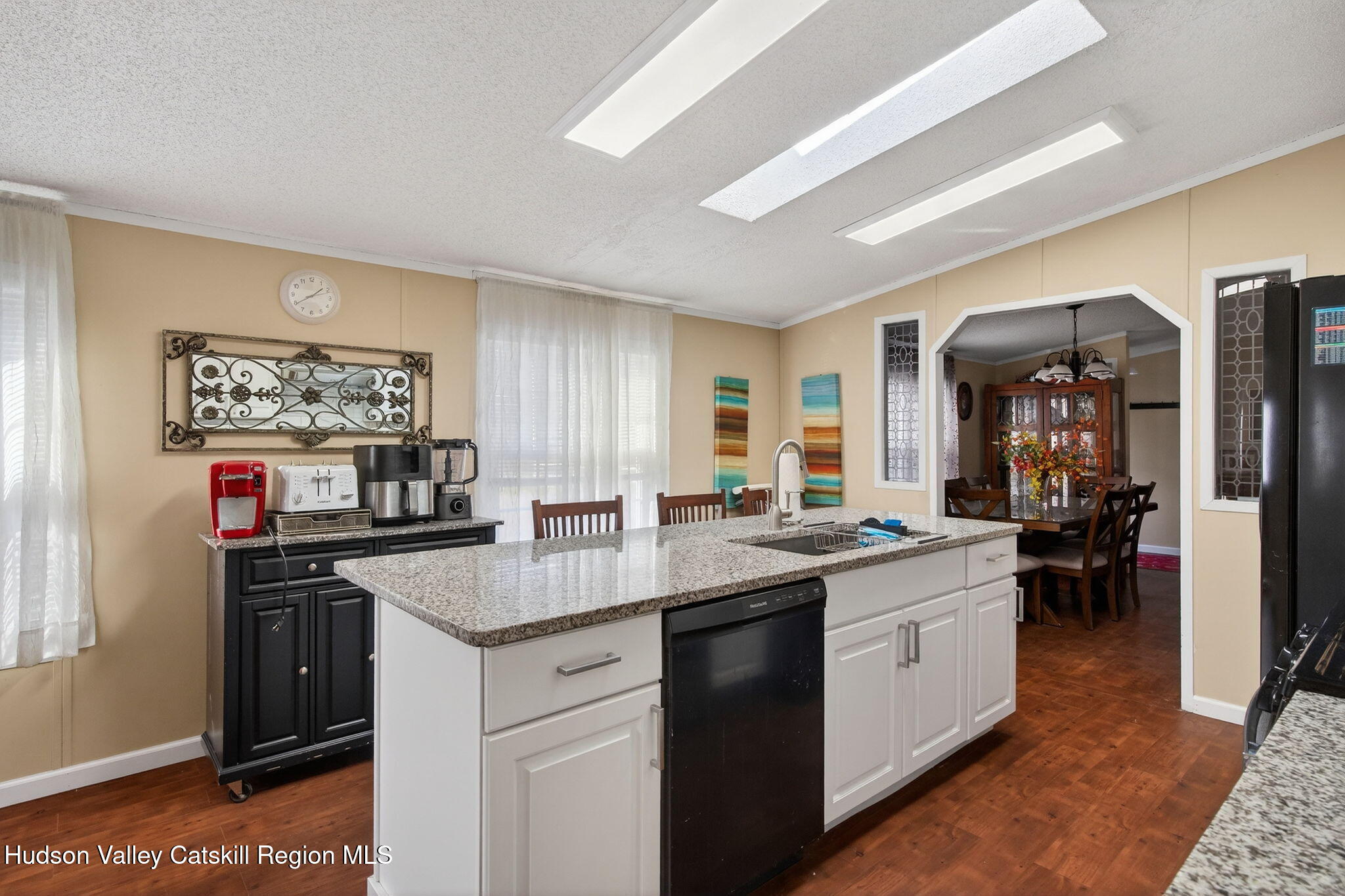 310 Silver Spur Road W