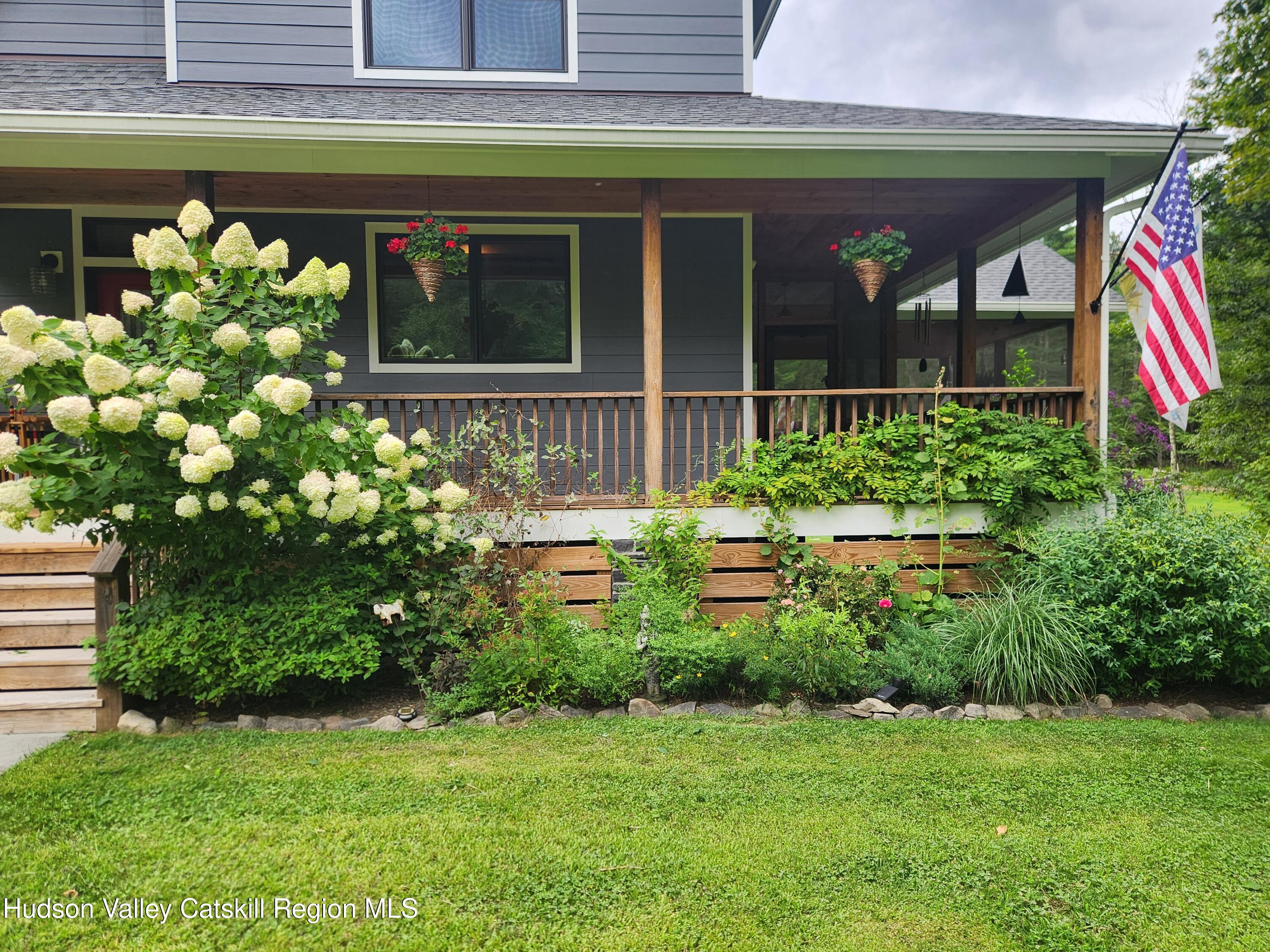 43 Bee Tree Lane