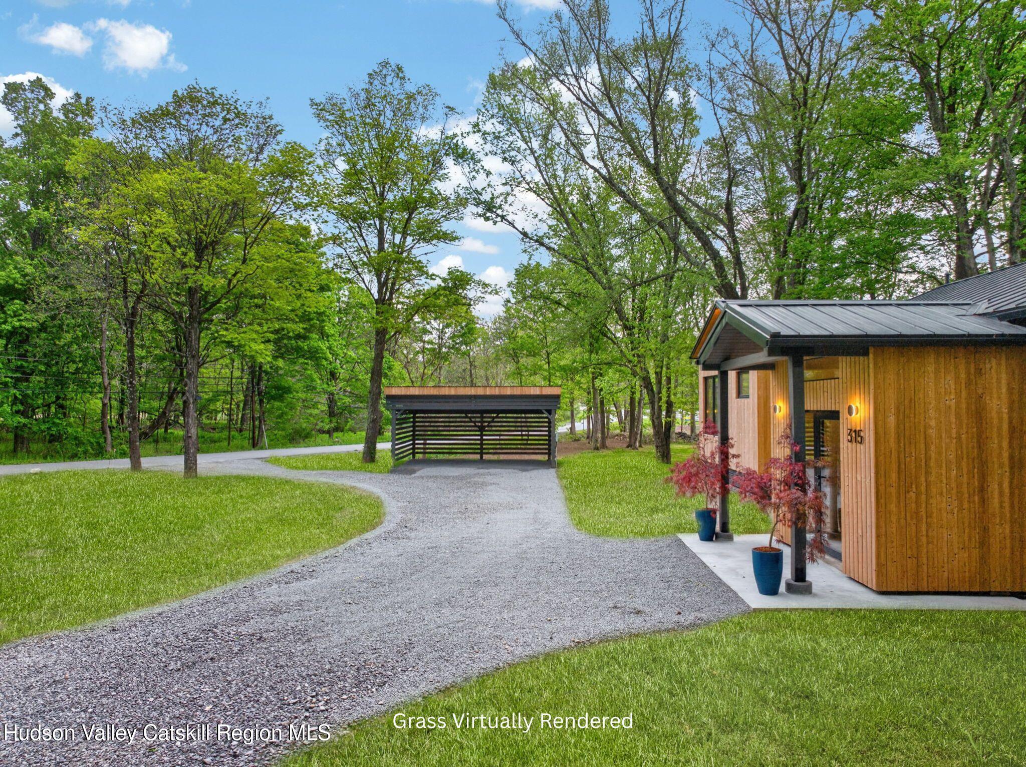 315 Old Route 212
