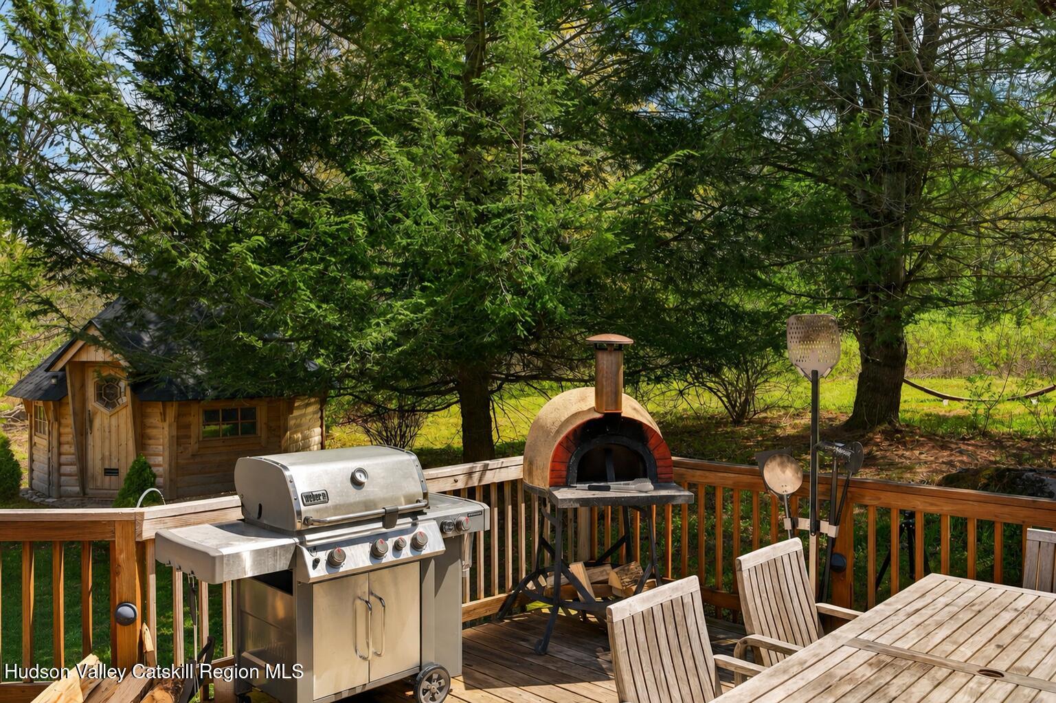 128 Meadow Lane